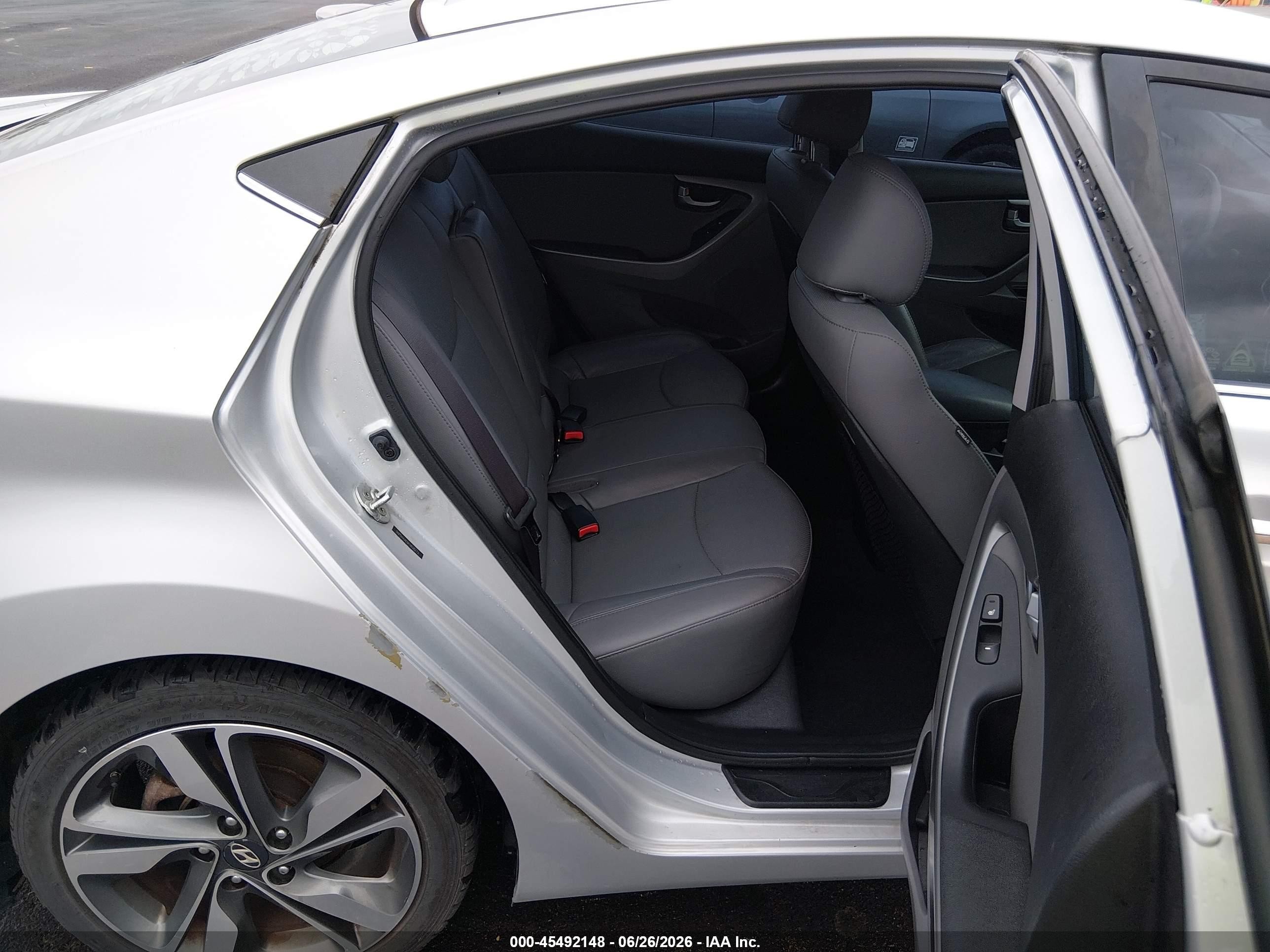 2015 Hyundai Elantra Limited Silver vin: 5NPDH4AE6FH608273