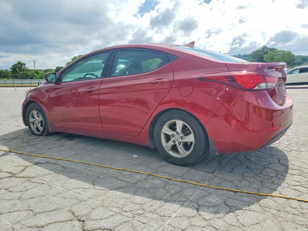 2015 Hyundai Elantra Se Red vin: 5NPDH4AE6FH609911