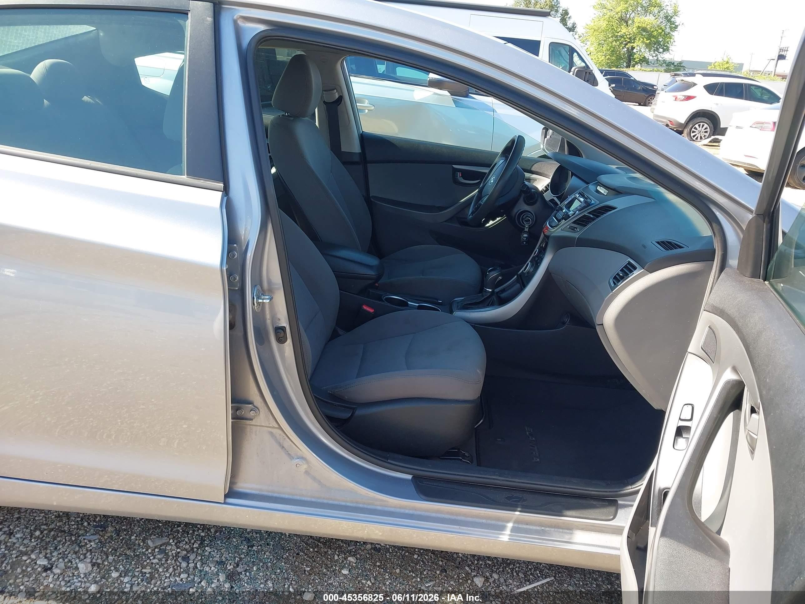 2015 Hyundai Elantra Se Gray vin: 5NPDH4AE6FH617345