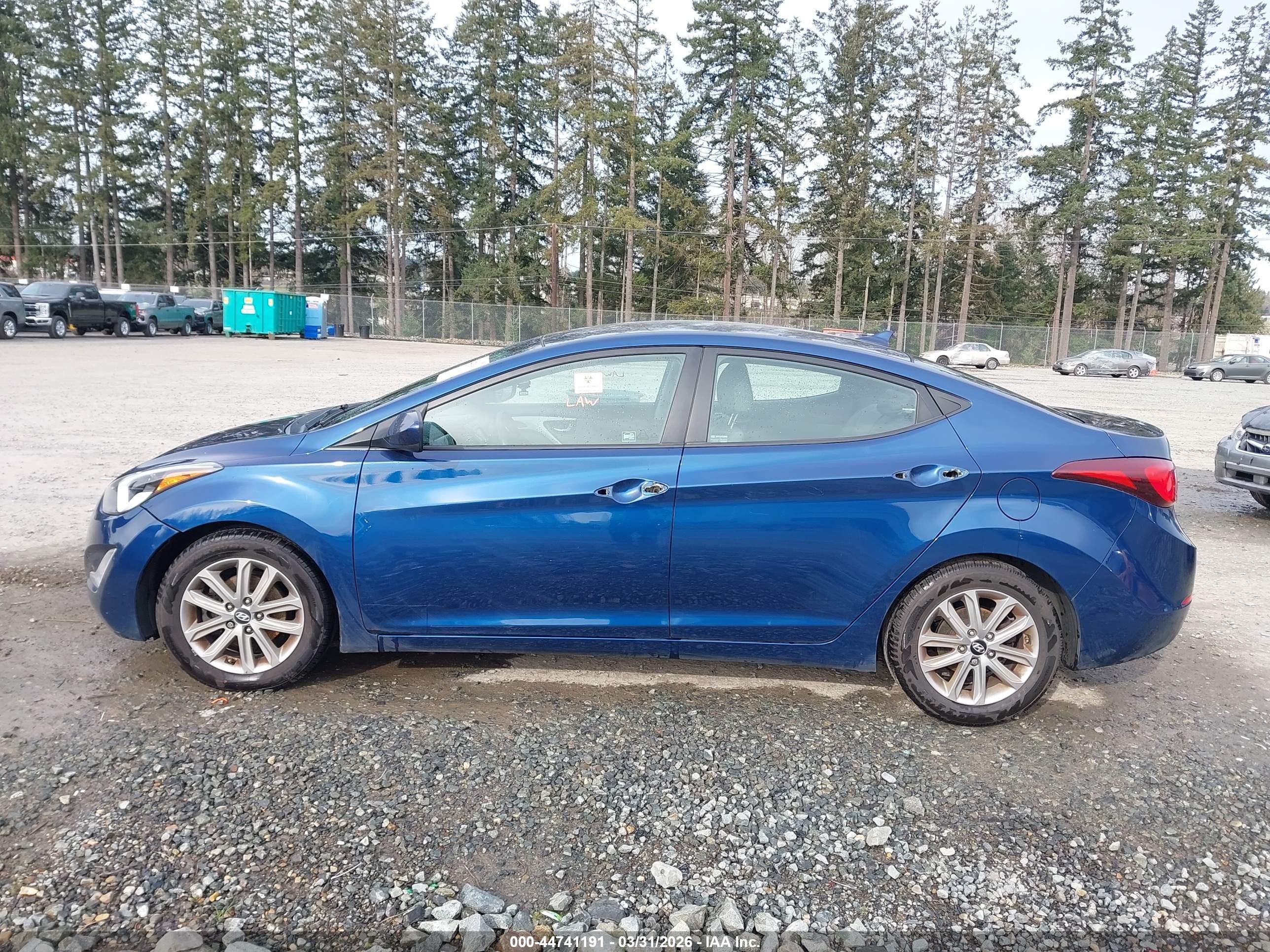 2015 Hyundai Elantra Se Blue vin: 5NPDH4AE6FH618544