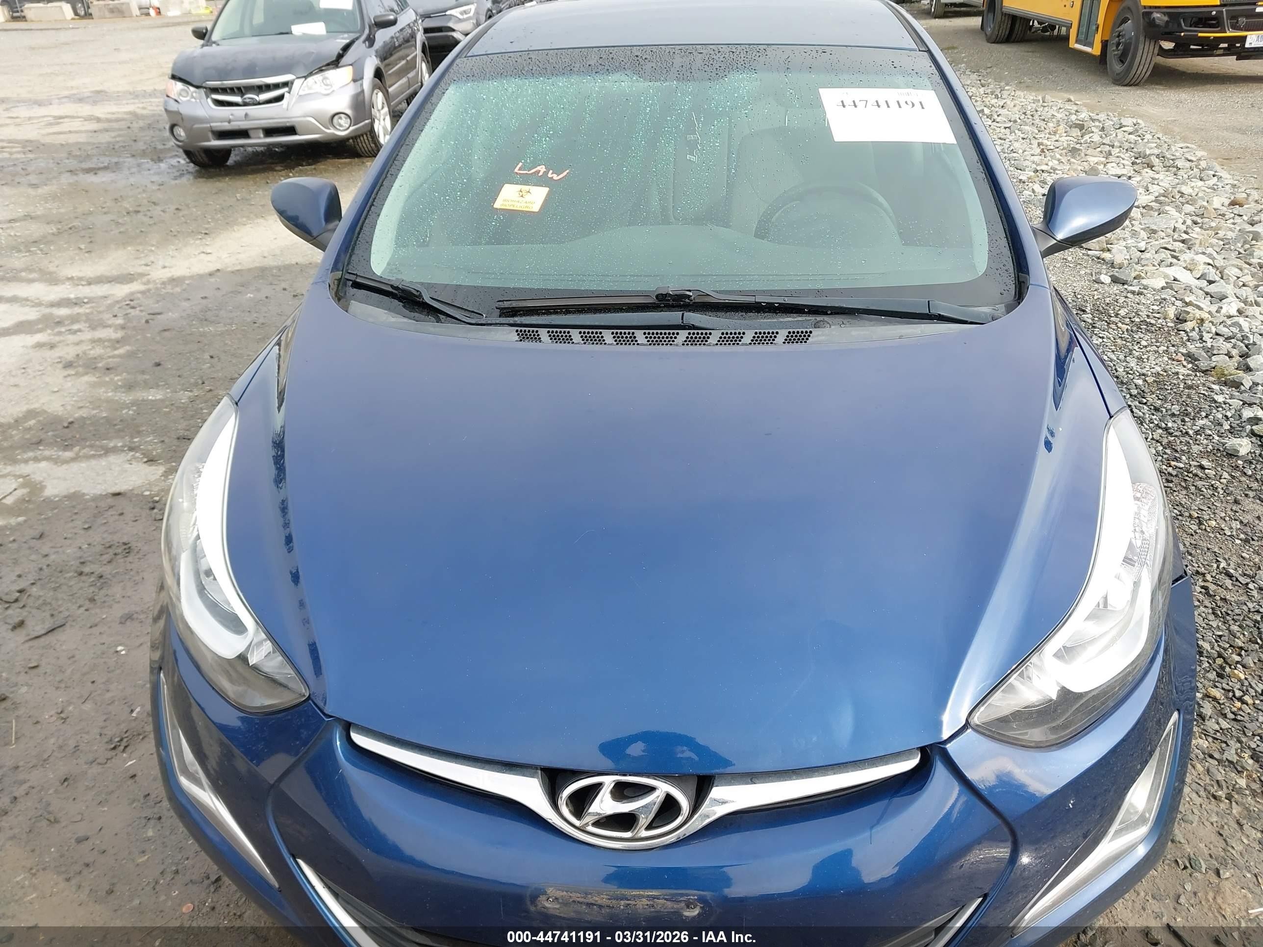 2015 Hyundai Elantra Se Blue vin: 5NPDH4AE6FH618544