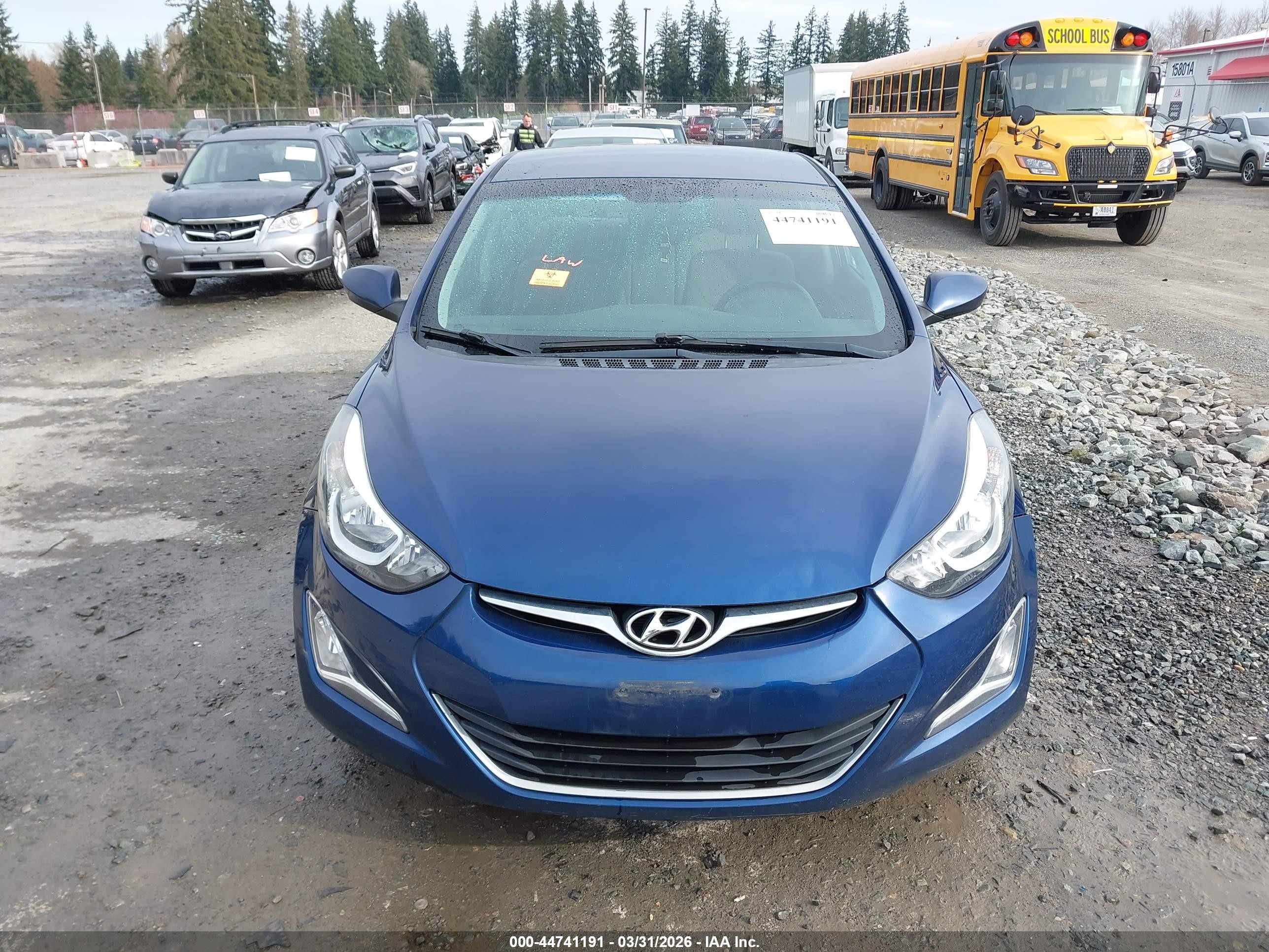 2015 Hyundai Elantra Se Blue vin: 5NPDH4AE6FH618544