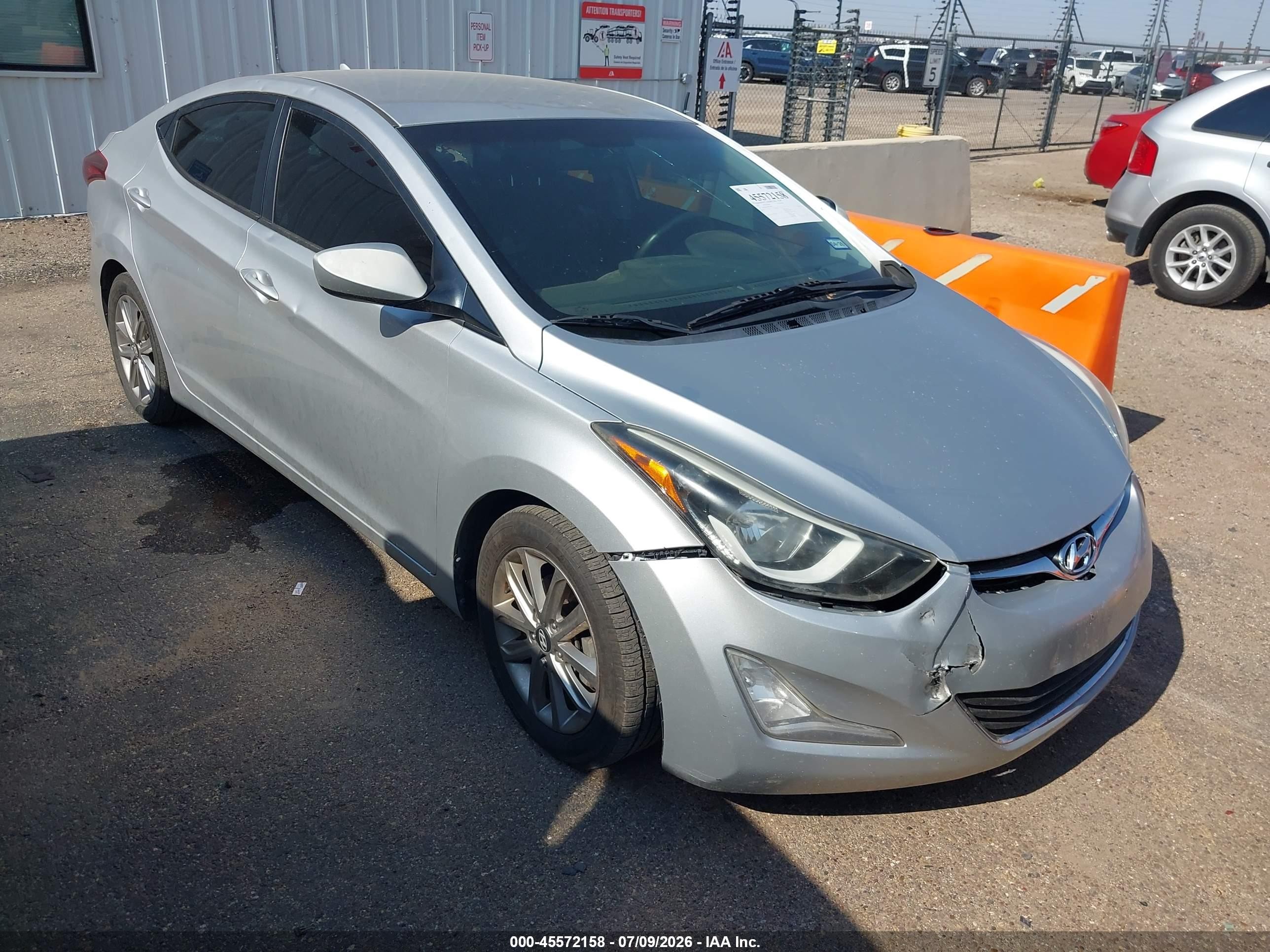 2015 Hyundai Elantra Se Серебряный vin: 5NPDH4AE6FH618947