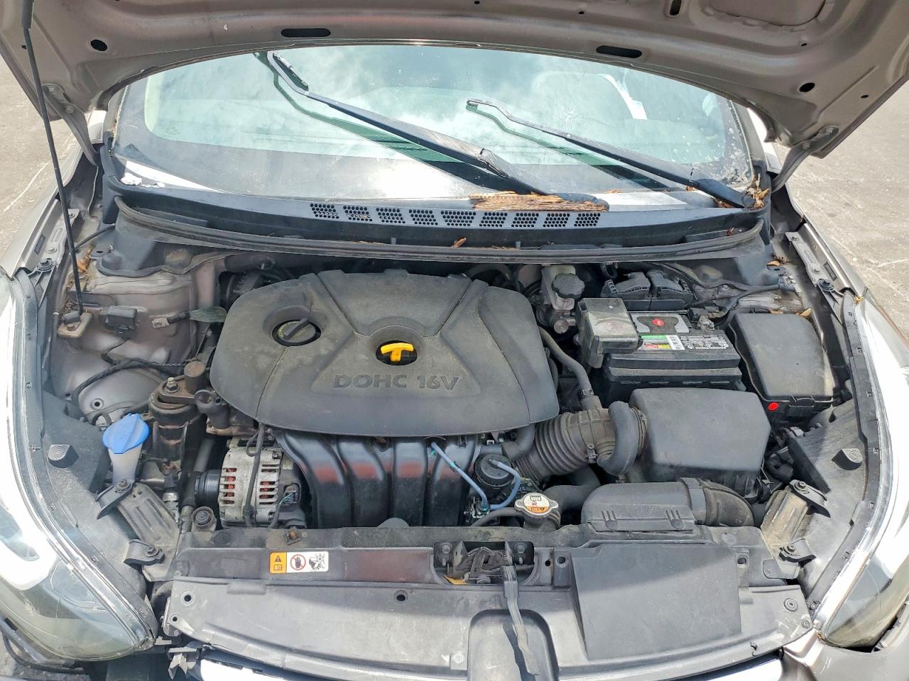 2015 Hyundai Elantra Se Brown vin: 5NPDH4AE6FH620889