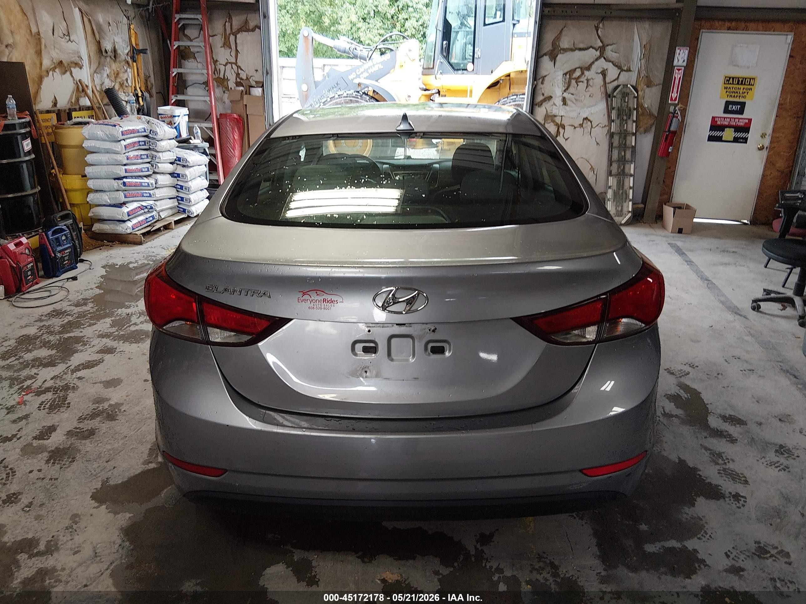 2015 Hyundai Elantra Se Gray vin: 5NPDH4AE6FH631617