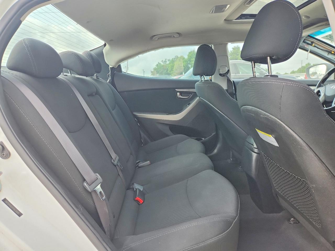 2015 Hyundai Elantra Se White vin: 5NPDH4AE6FH632685