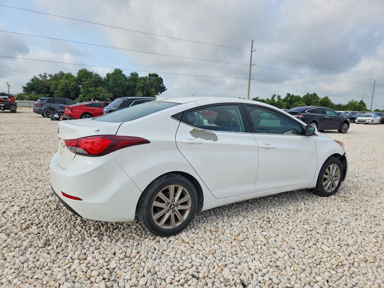 2015 Hyundai Elantra Se White vin: 5NPDH4AE6FH632685