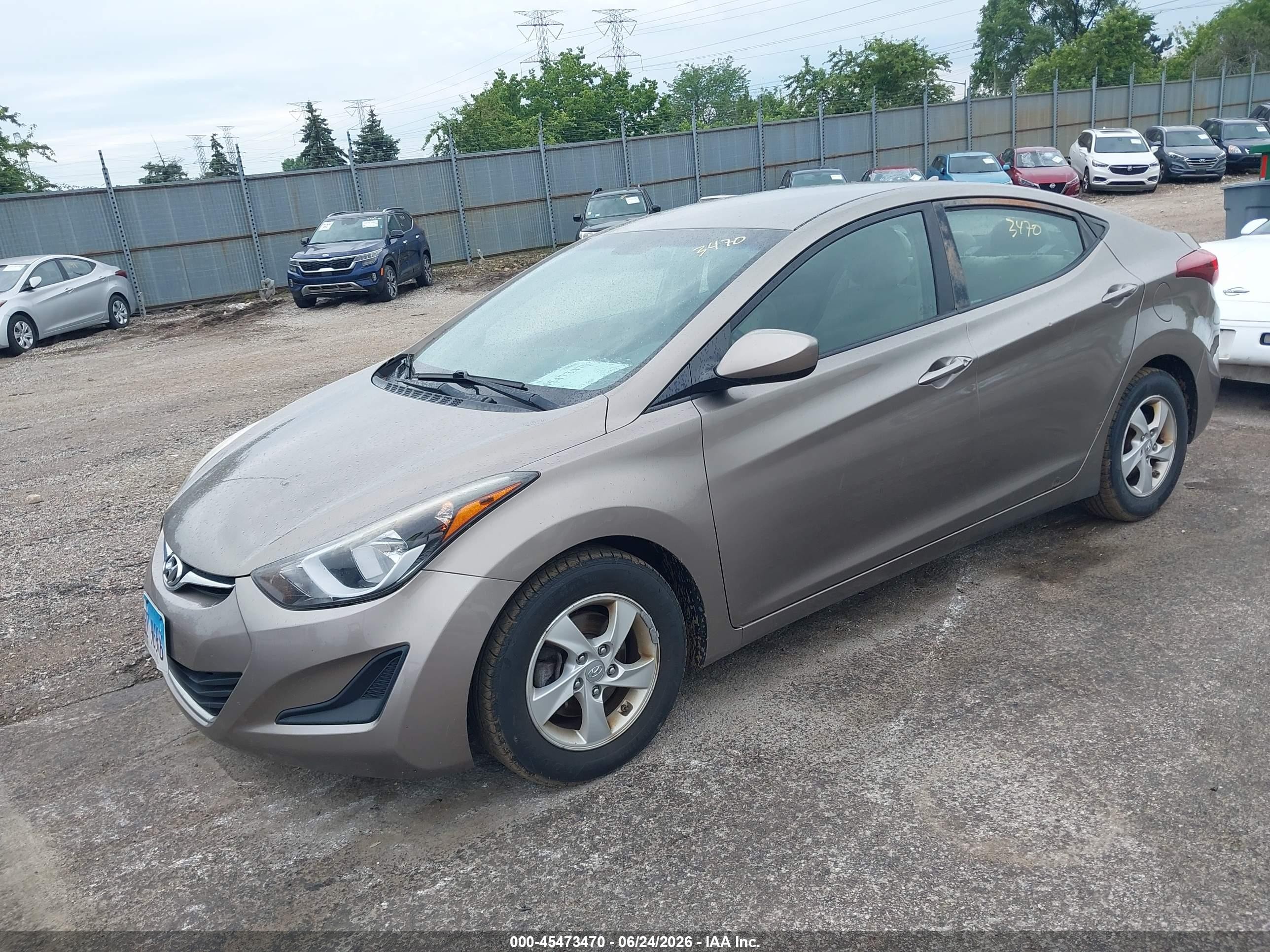 2015 Hyundai Elantra Se Brown vin: 5NPDH4AE6FH635747