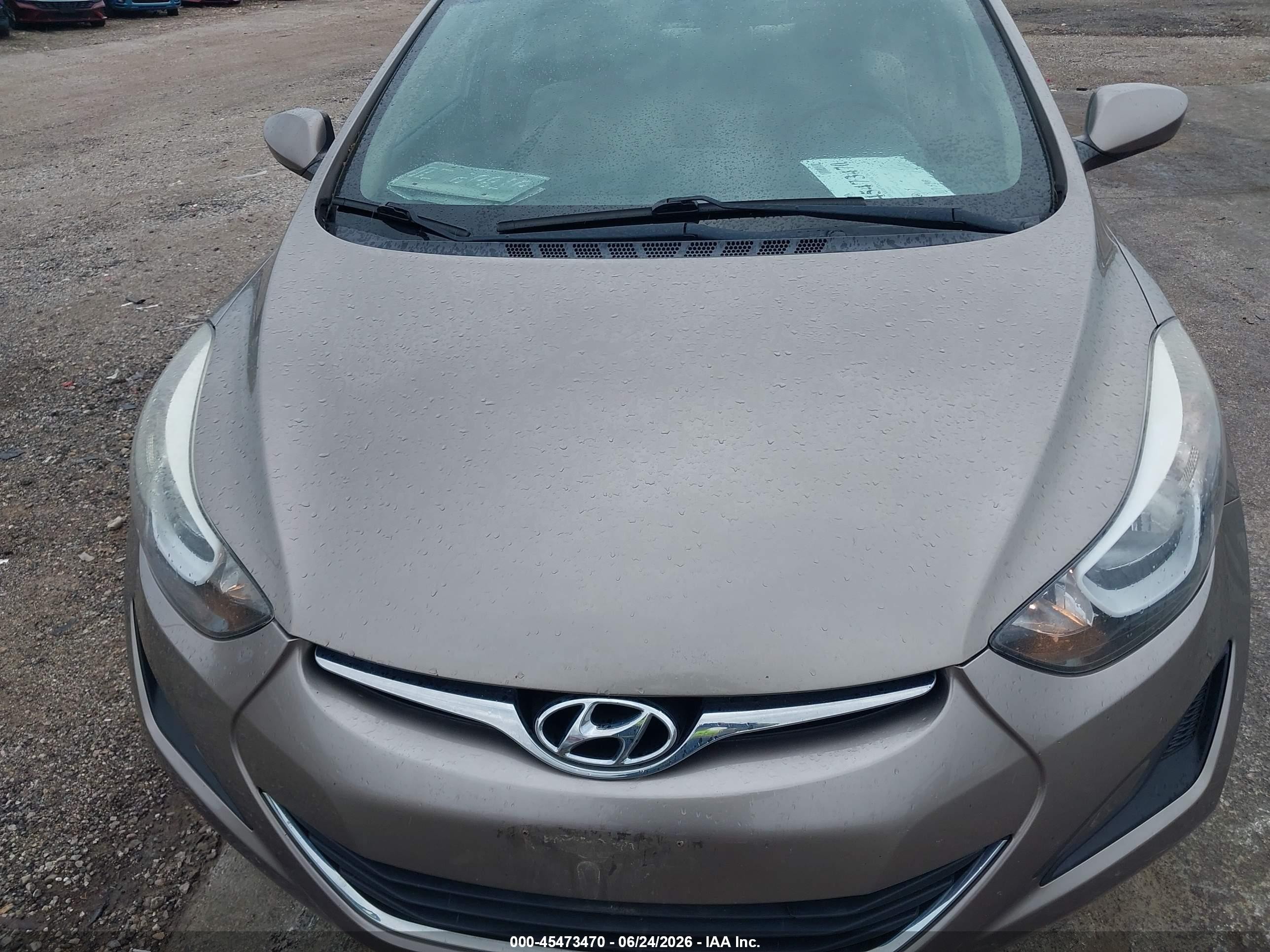 2015 Hyundai Elantra Se Brown vin: 5NPDH4AE6FH635747