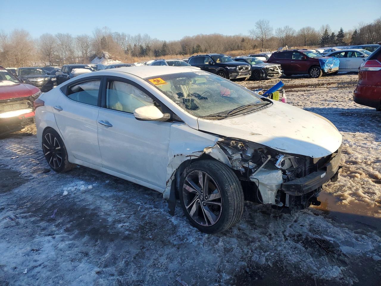 2015 Hyundai Elantra White vin: 5NPDH4AE6FH637207