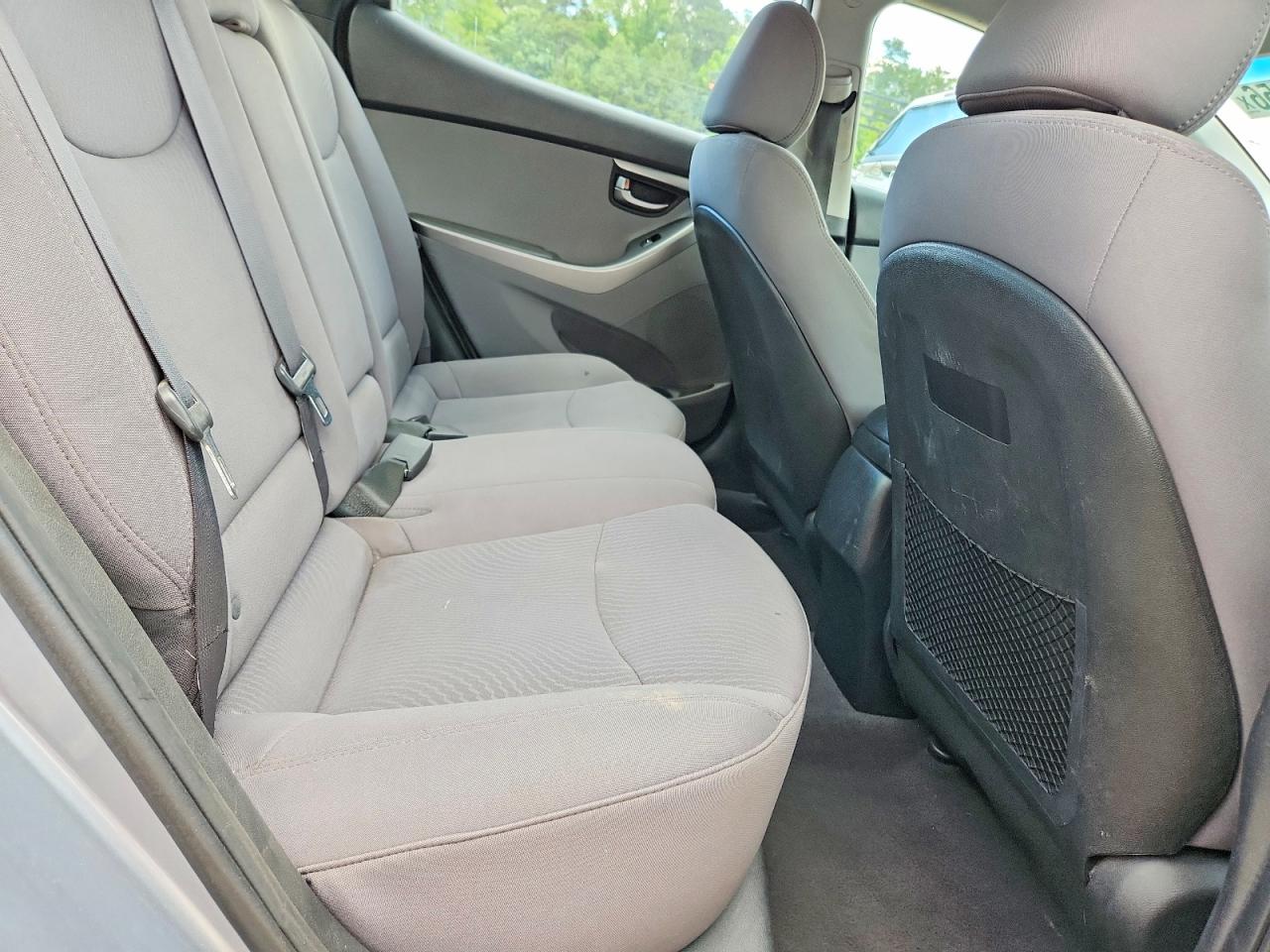 2015 Hyundai Elantra Se Gray vin: 5NPDH4AE6FH642679