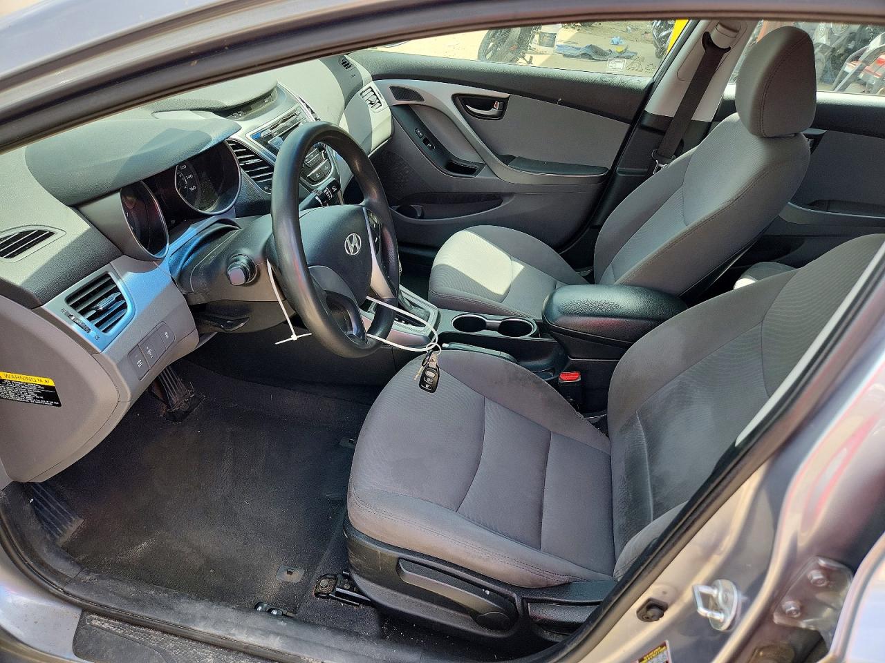 2015 Hyundai Elantra Se Gray vin: 5NPDH4AE6FH642679