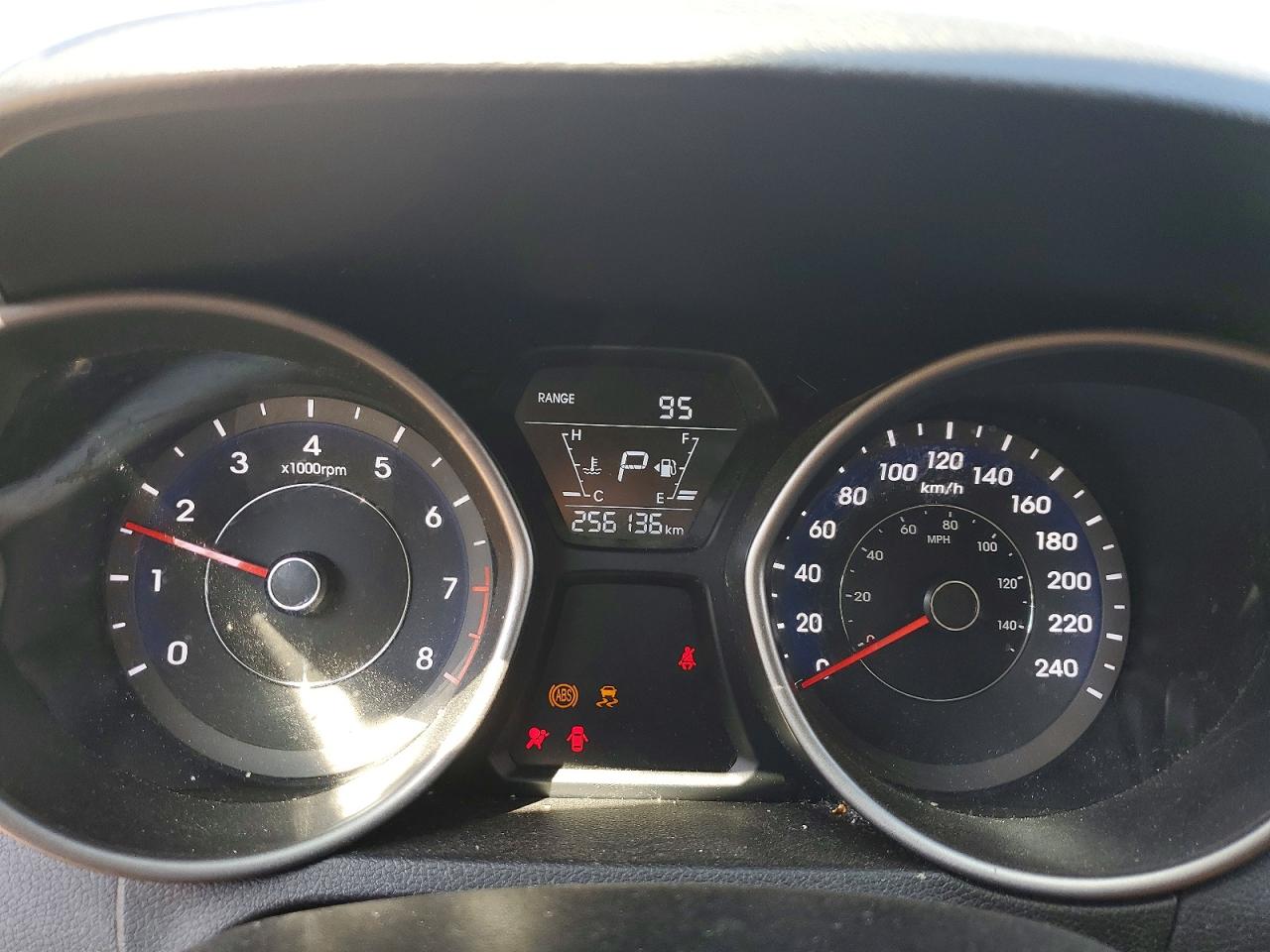 2015 Hyundai Elantra Se Silver vin: 5NPDH4AE6FH645503