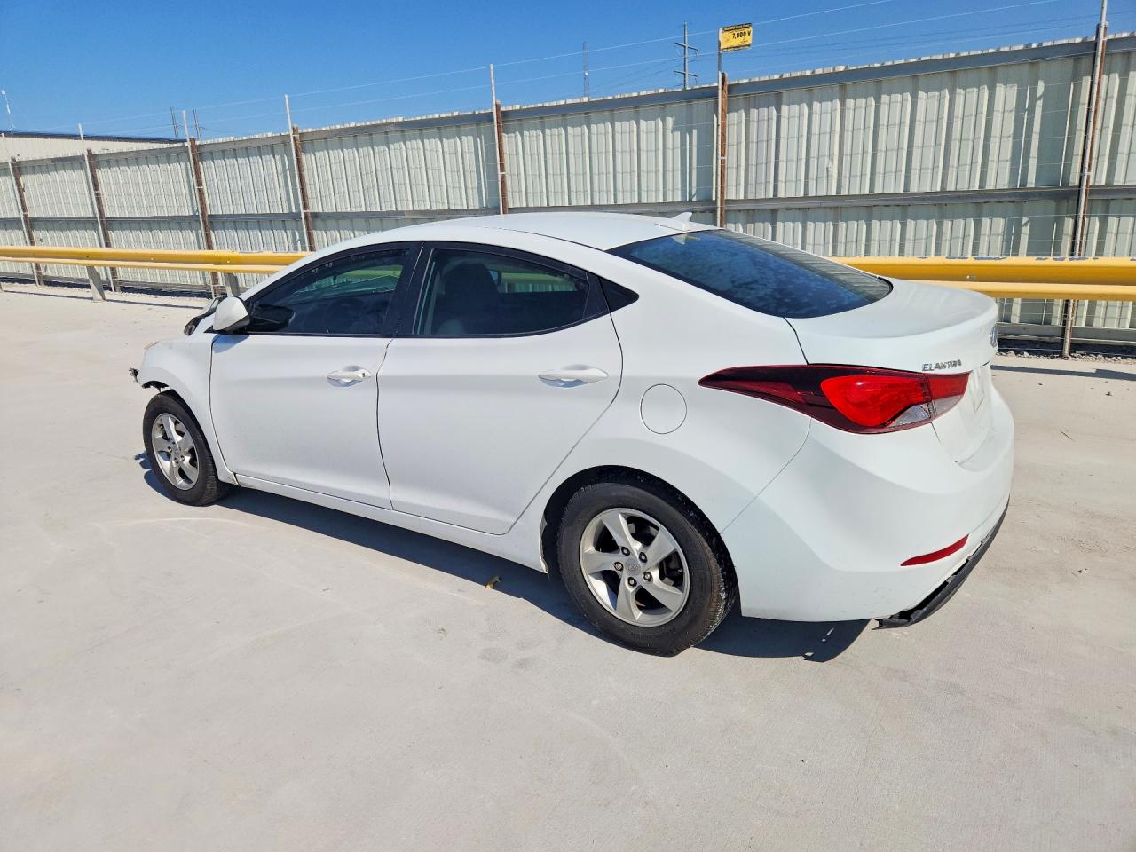 2015 Hyundai Elantra Se White vin: 5NPDH4AE6FH650748