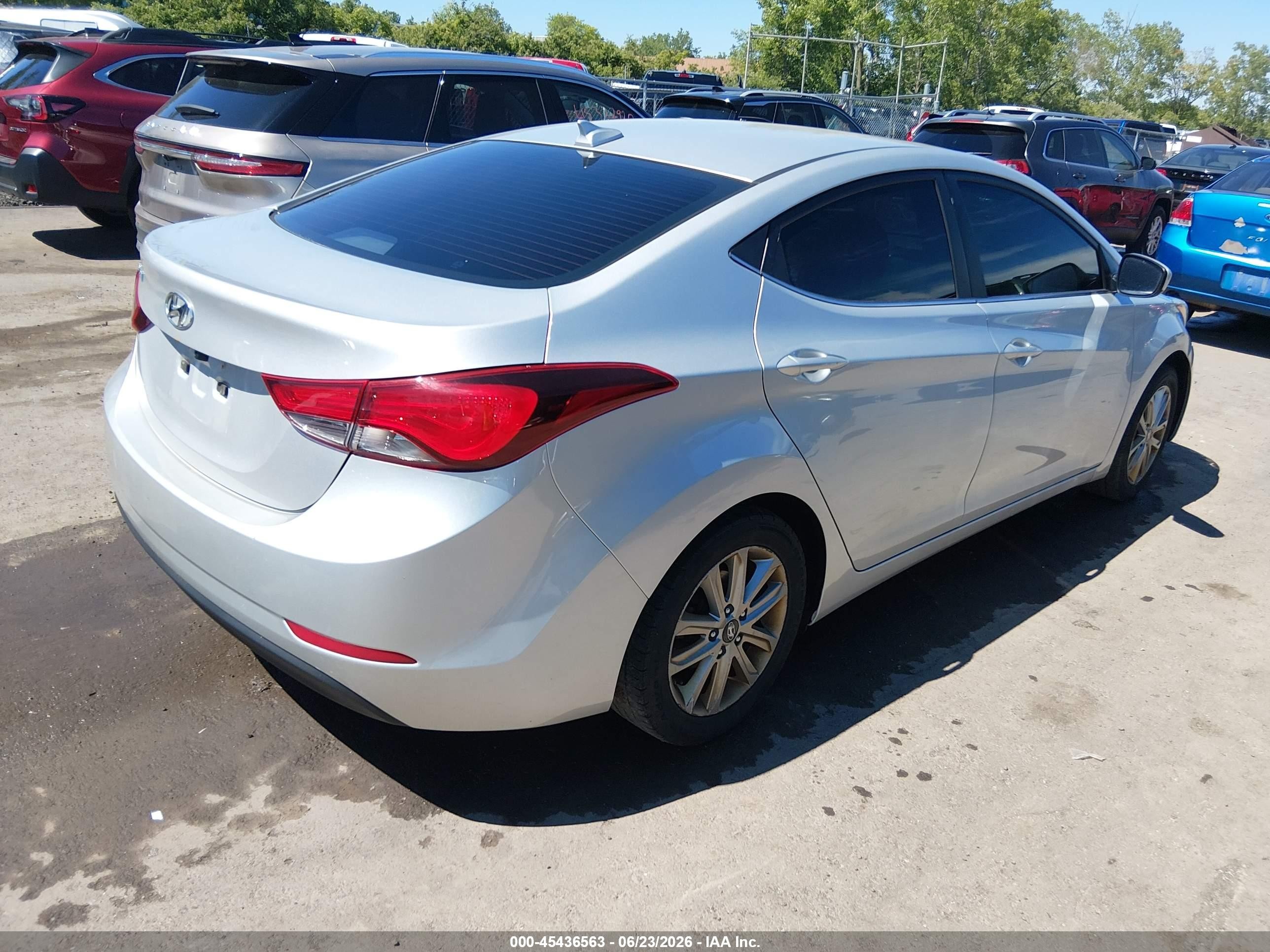 2015 Hyundai Elantra Se Silver vin: 5NPDH4AE6FH651530