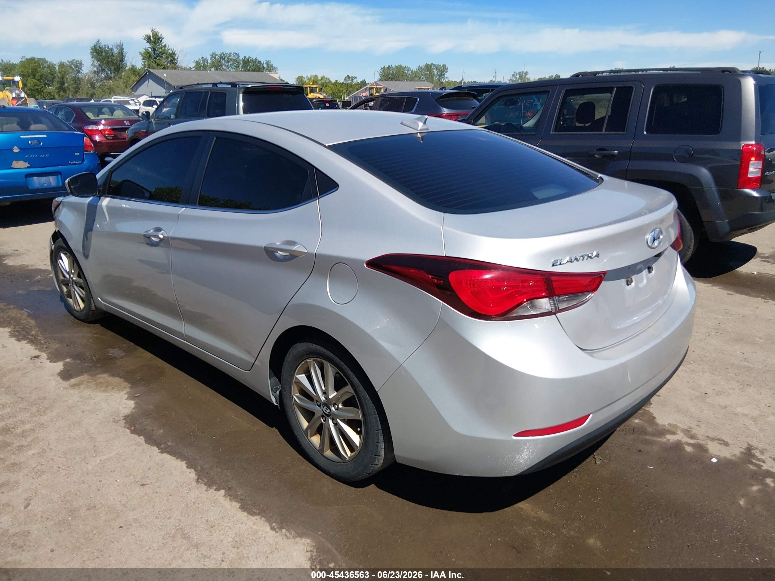 2015 Hyundai Elantra Se Silver vin: 5NPDH4AE6FH651530