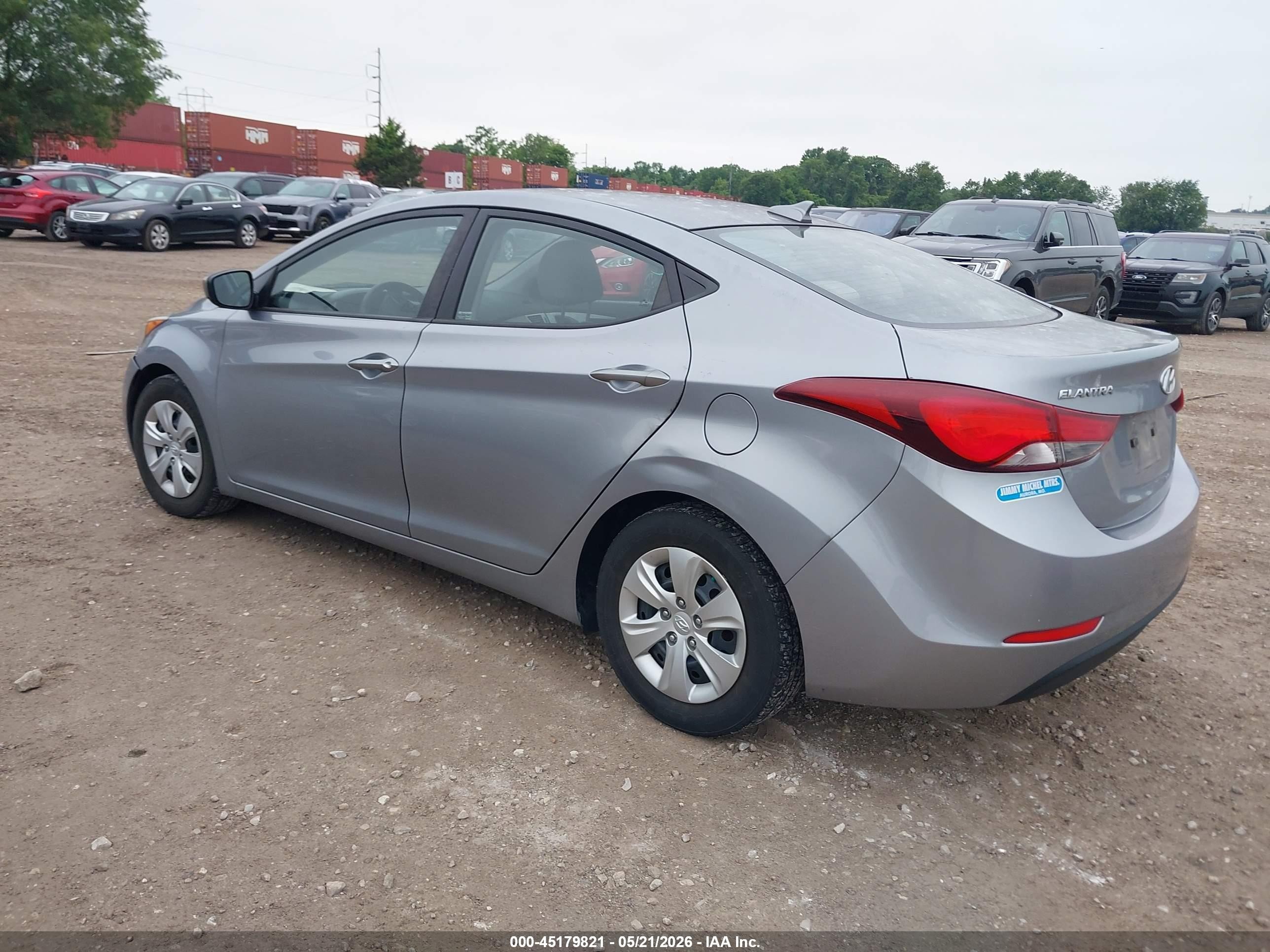 2016 Hyundai Elantra Se Gray vin: 5NPDH4AE6GH674095