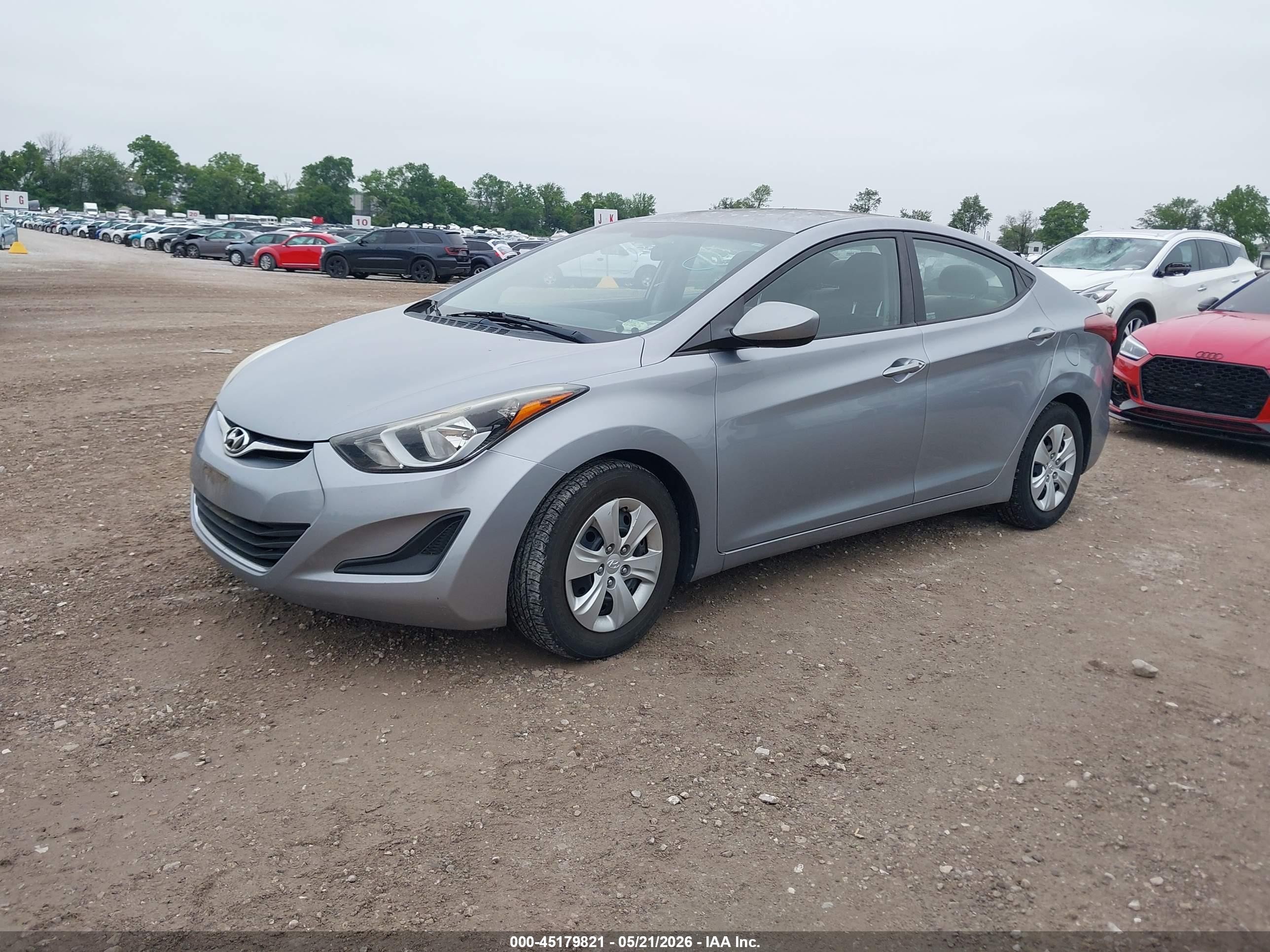 2016 Hyundai Elantra Se Gray vin: 5NPDH4AE6GH674095
