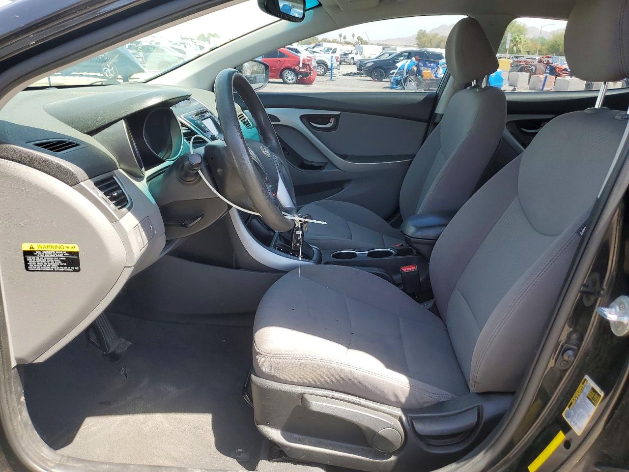 2016 Hyundai Elantra Se Black vin: 5NPDH4AE6GH771040