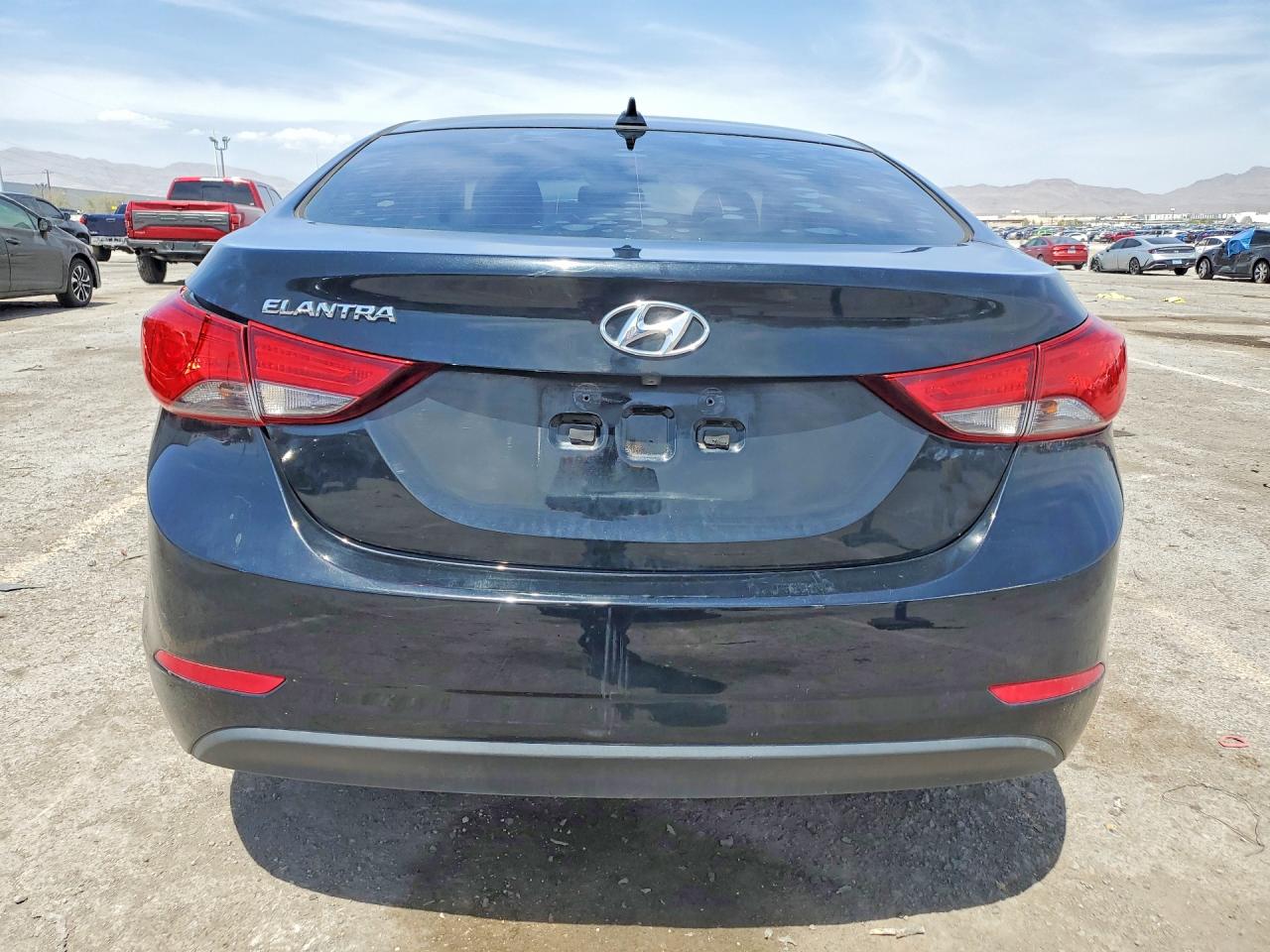 2016 Hyundai Elantra Se Black vin: 5NPDH4AE6GH771040
