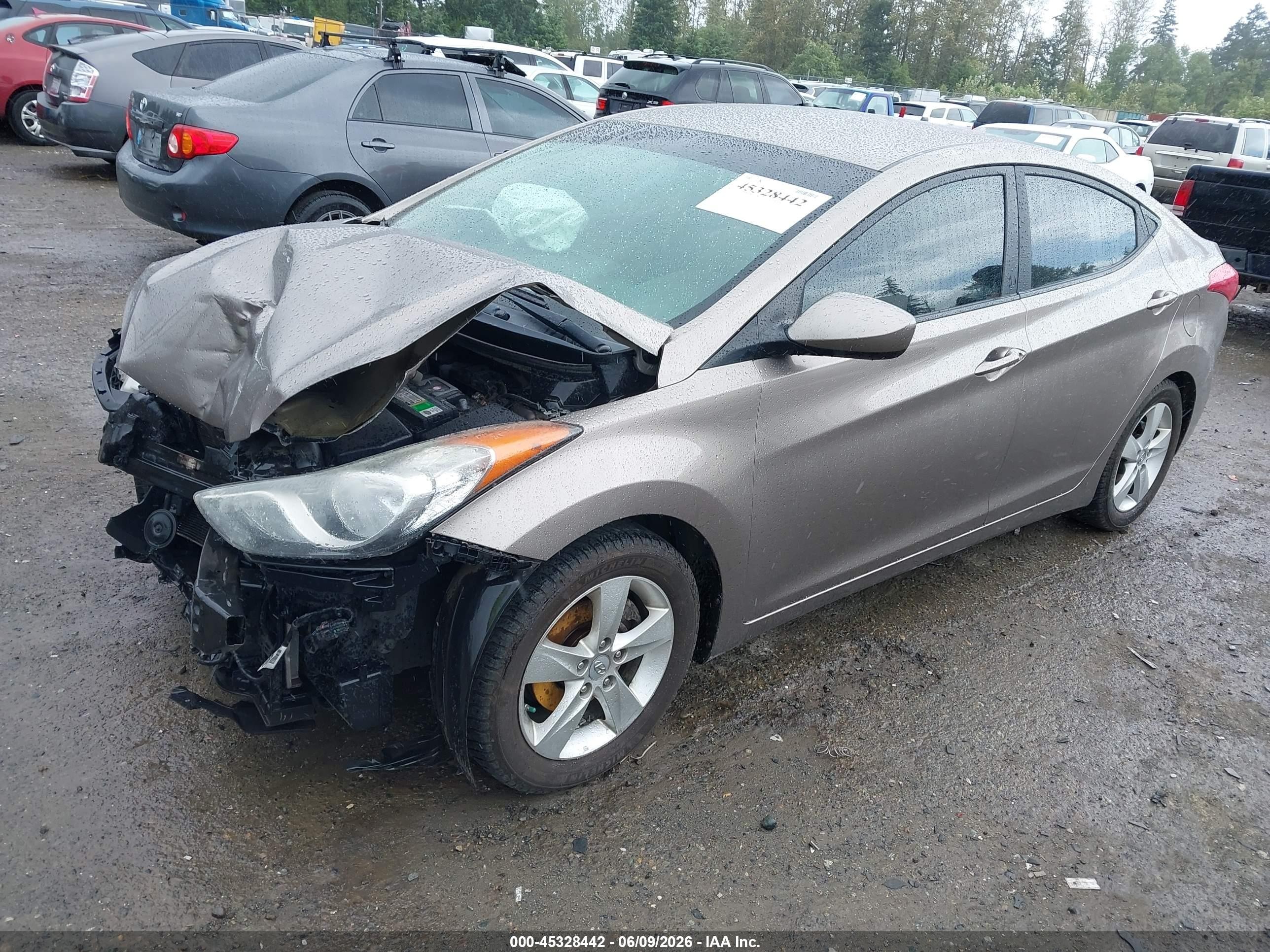 2011 Hyundai Elantra Gls Silver vin: 5NPDH4AE7BH002085