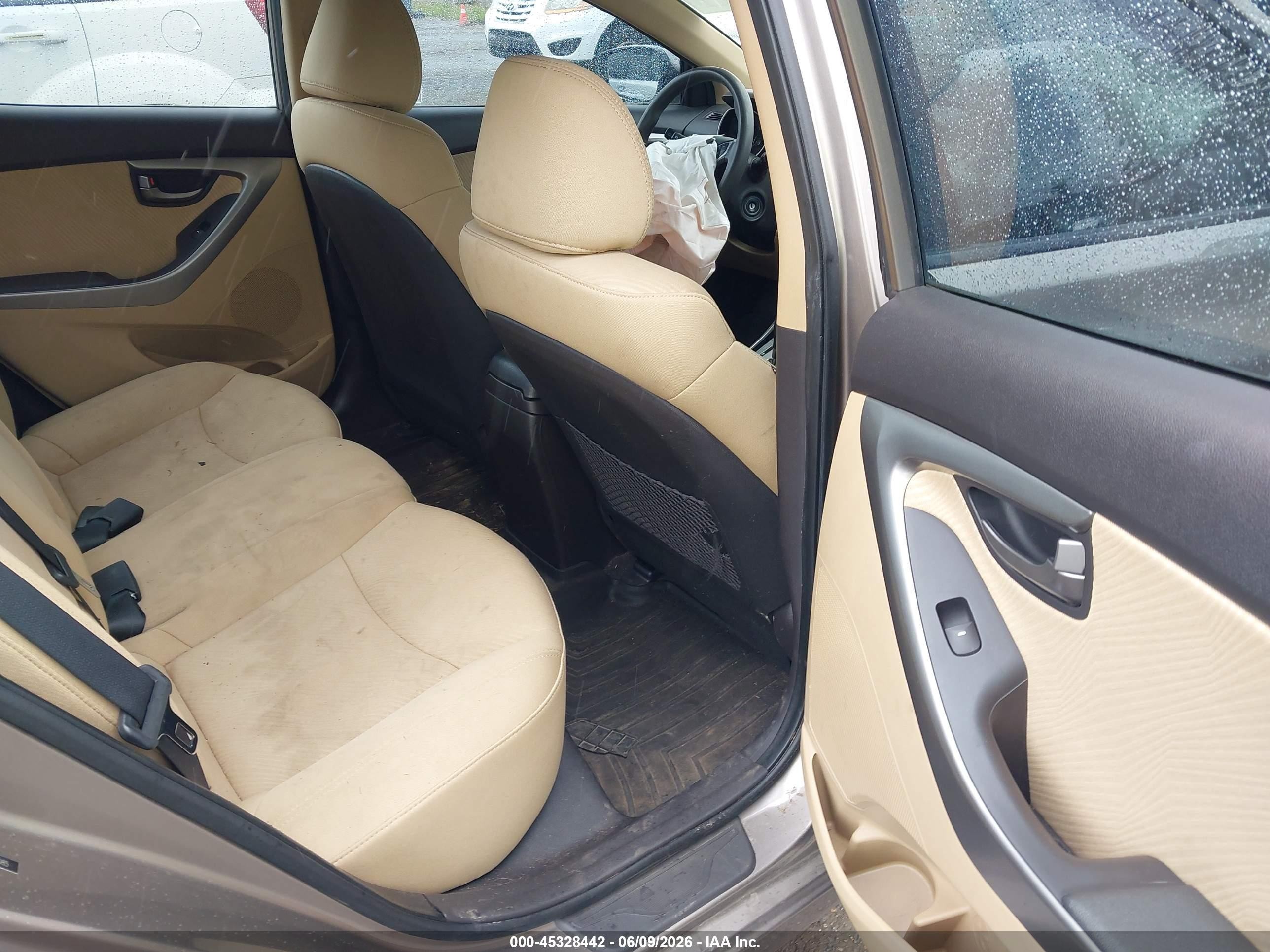 2011 Hyundai Elantra Gls Silver vin: 5NPDH4AE7BH002085
