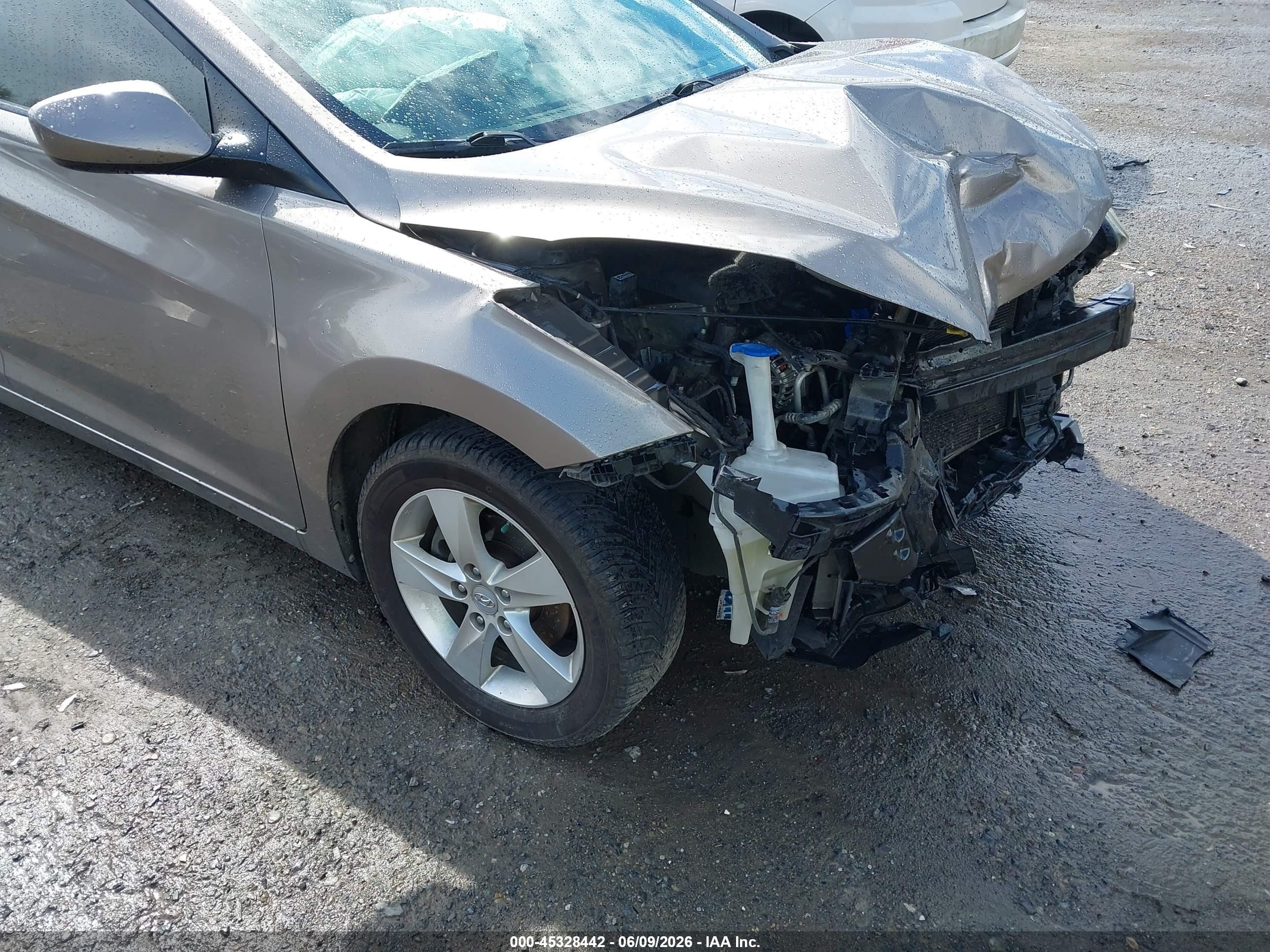 2011 Hyundai Elantra Gls Silver vin: 5NPDH4AE7BH002085