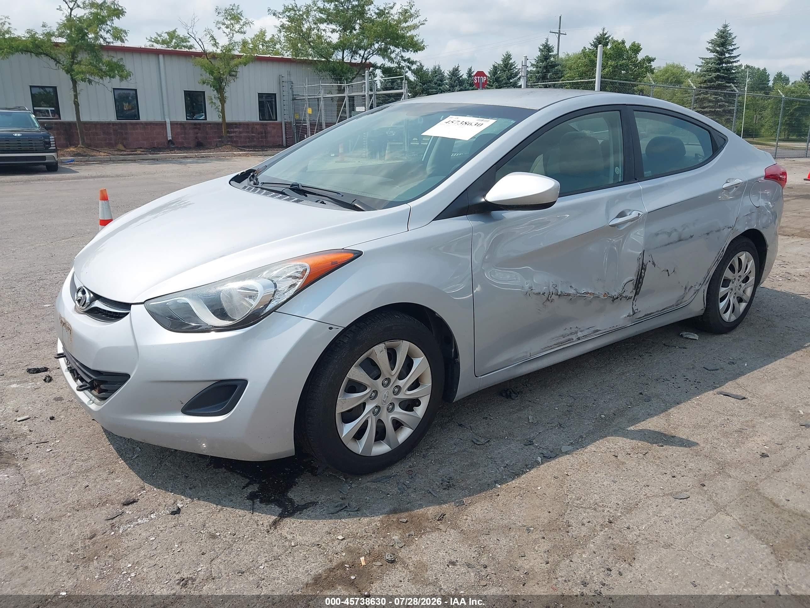 2011 Hyundai Elantra Gls Silver vin: 5NPDH4AE7BH010557