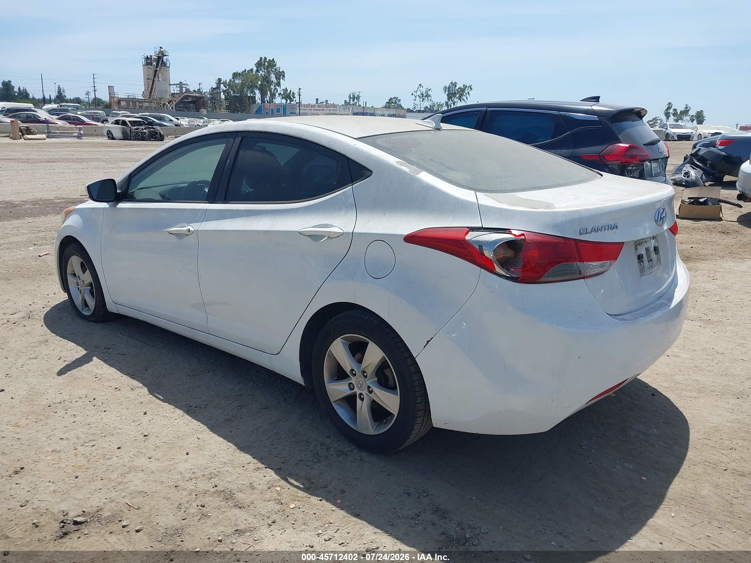 2011 Hyundai Elantra Gls White vin: 5NPDH4AE7BH015919