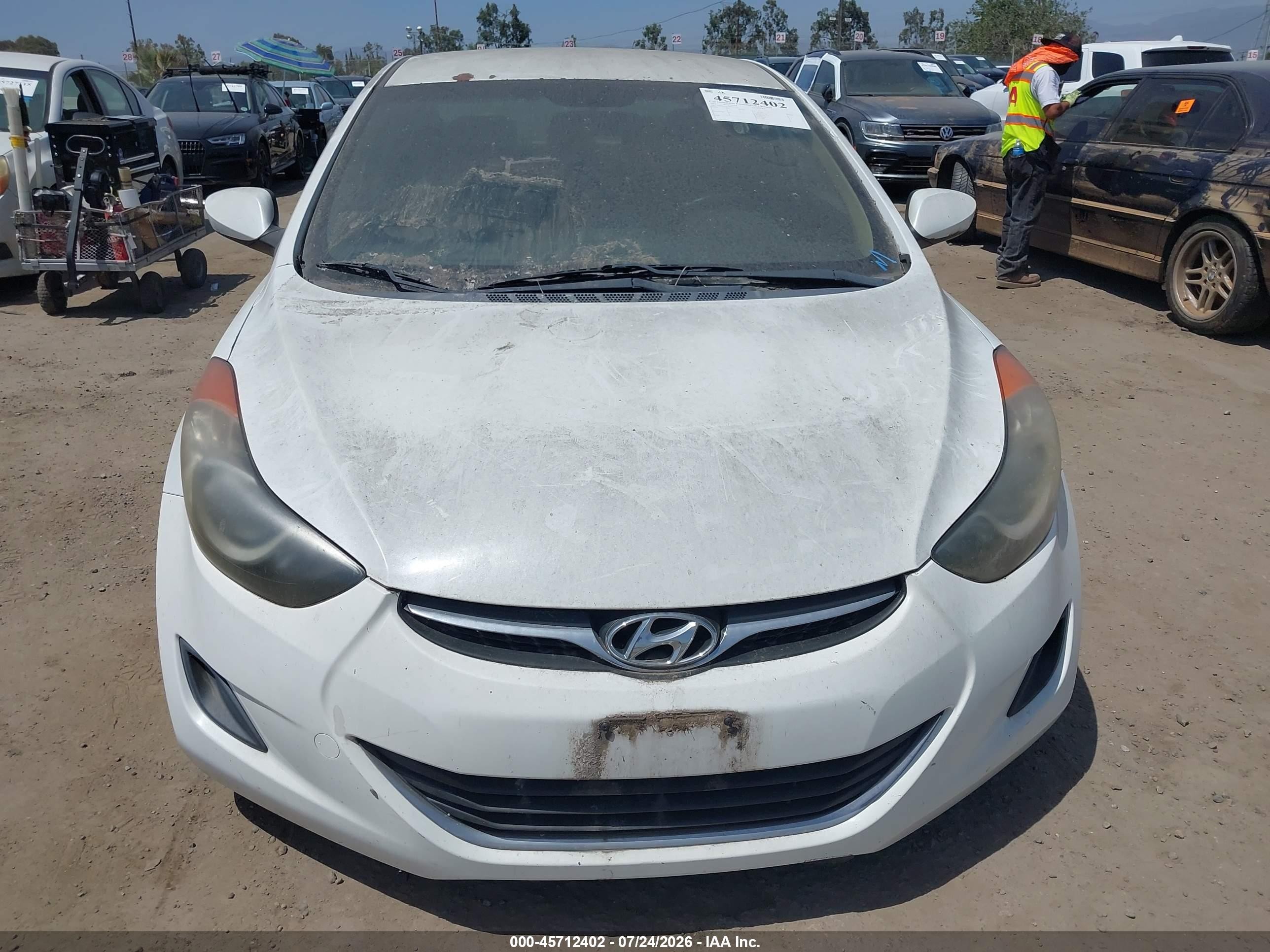 2011 Hyundai Elantra Gls White vin: 5NPDH4AE7BH015919