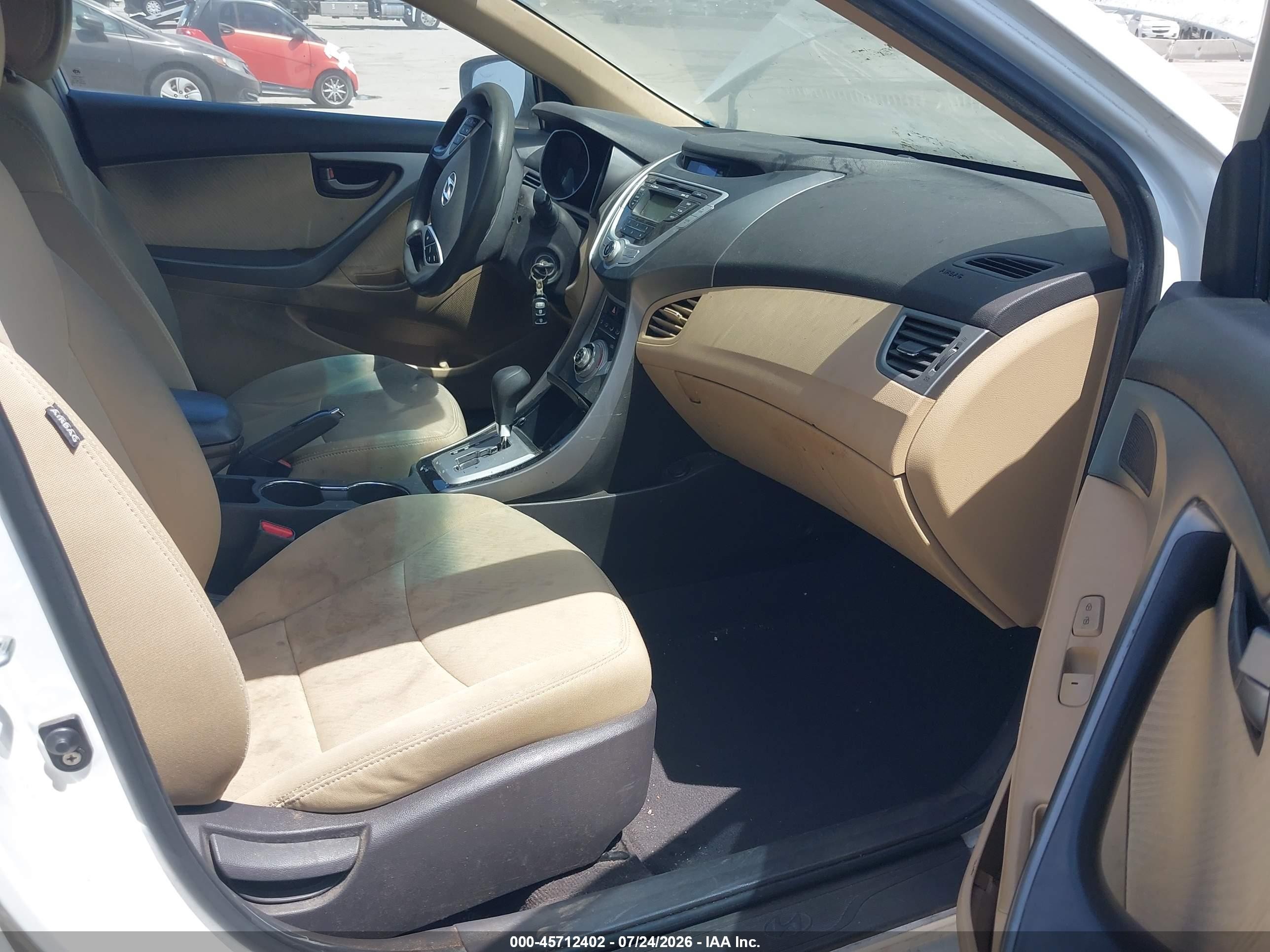 2011 Hyundai Elantra Gls White vin: 5NPDH4AE7BH015919