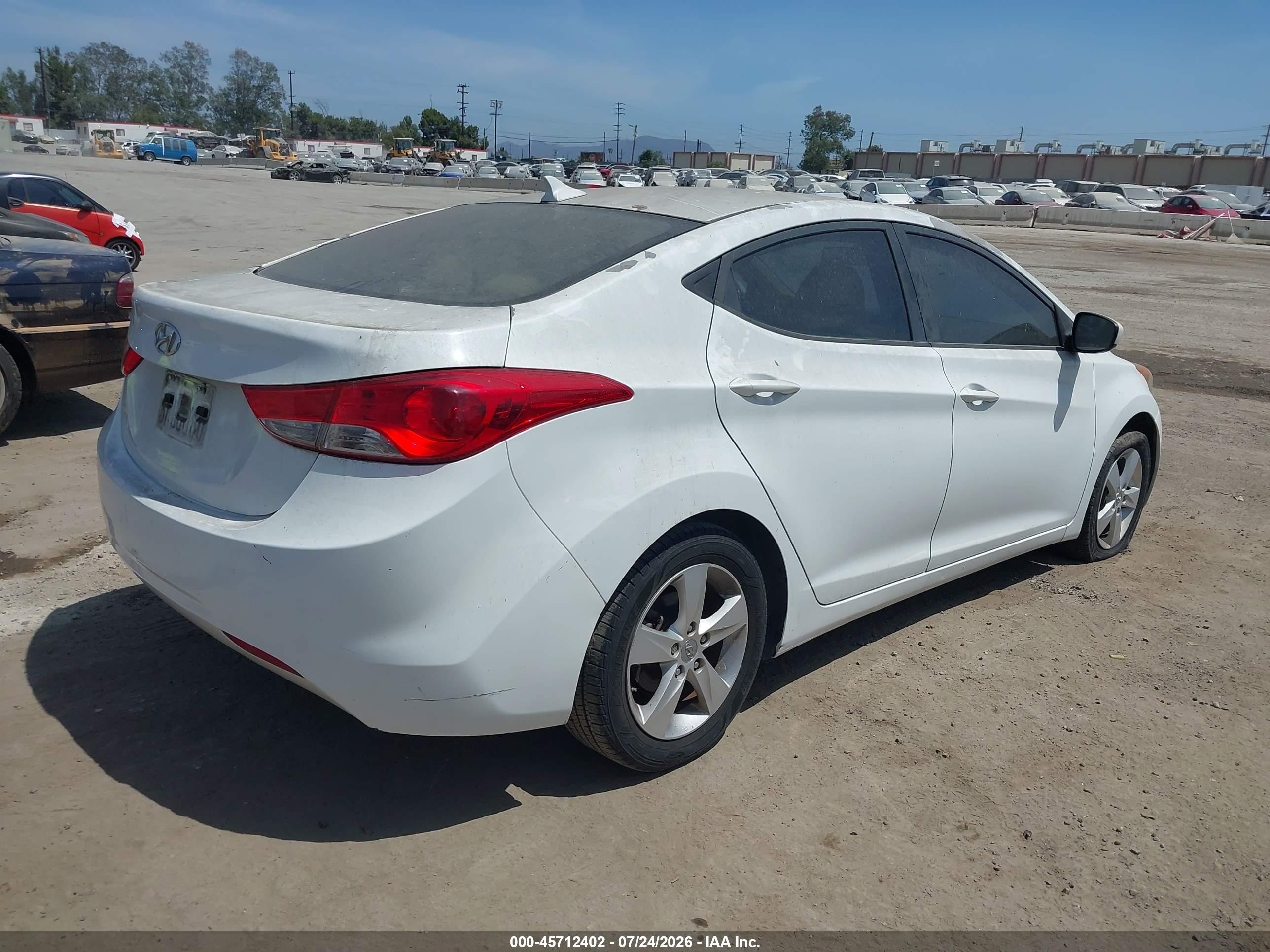 2011 Hyundai Elantra Gls White vin: 5NPDH4AE7BH015919