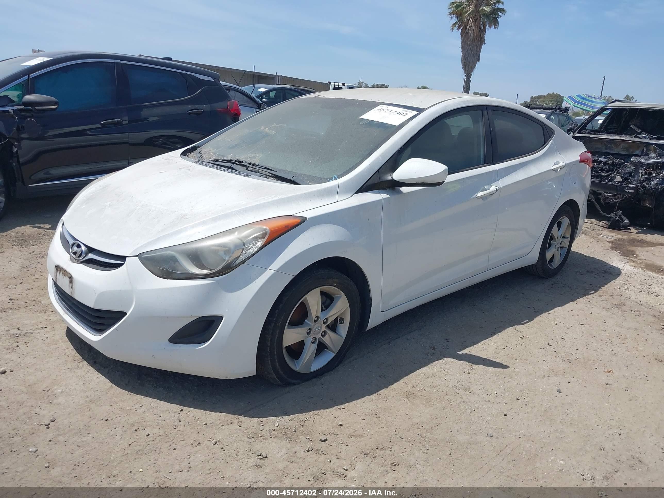 2011 Hyundai Elantra Gls White vin: 5NPDH4AE7BH015919
