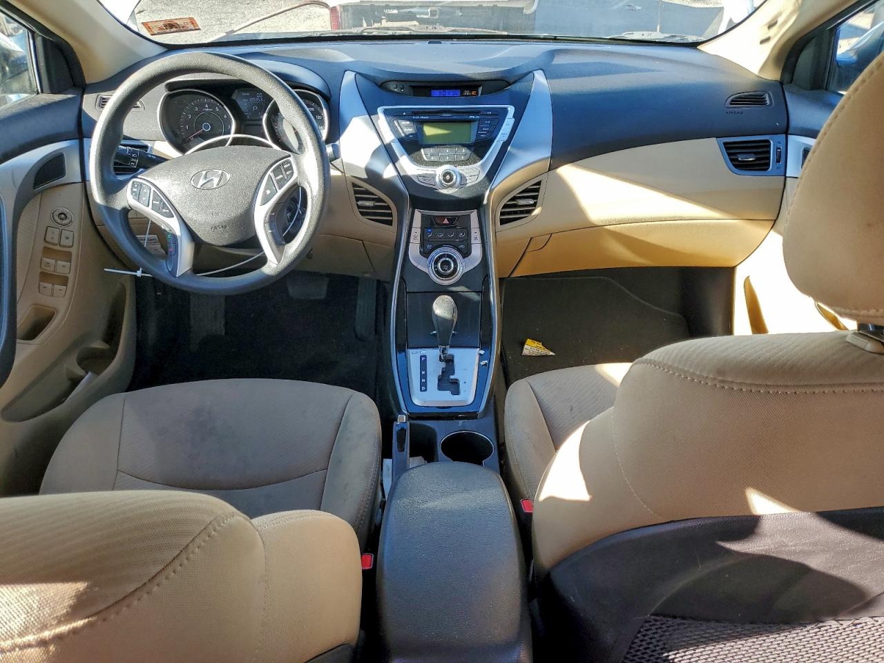 2011 Hyundai Elantra White vin: 5NPDH4AE7BH029948