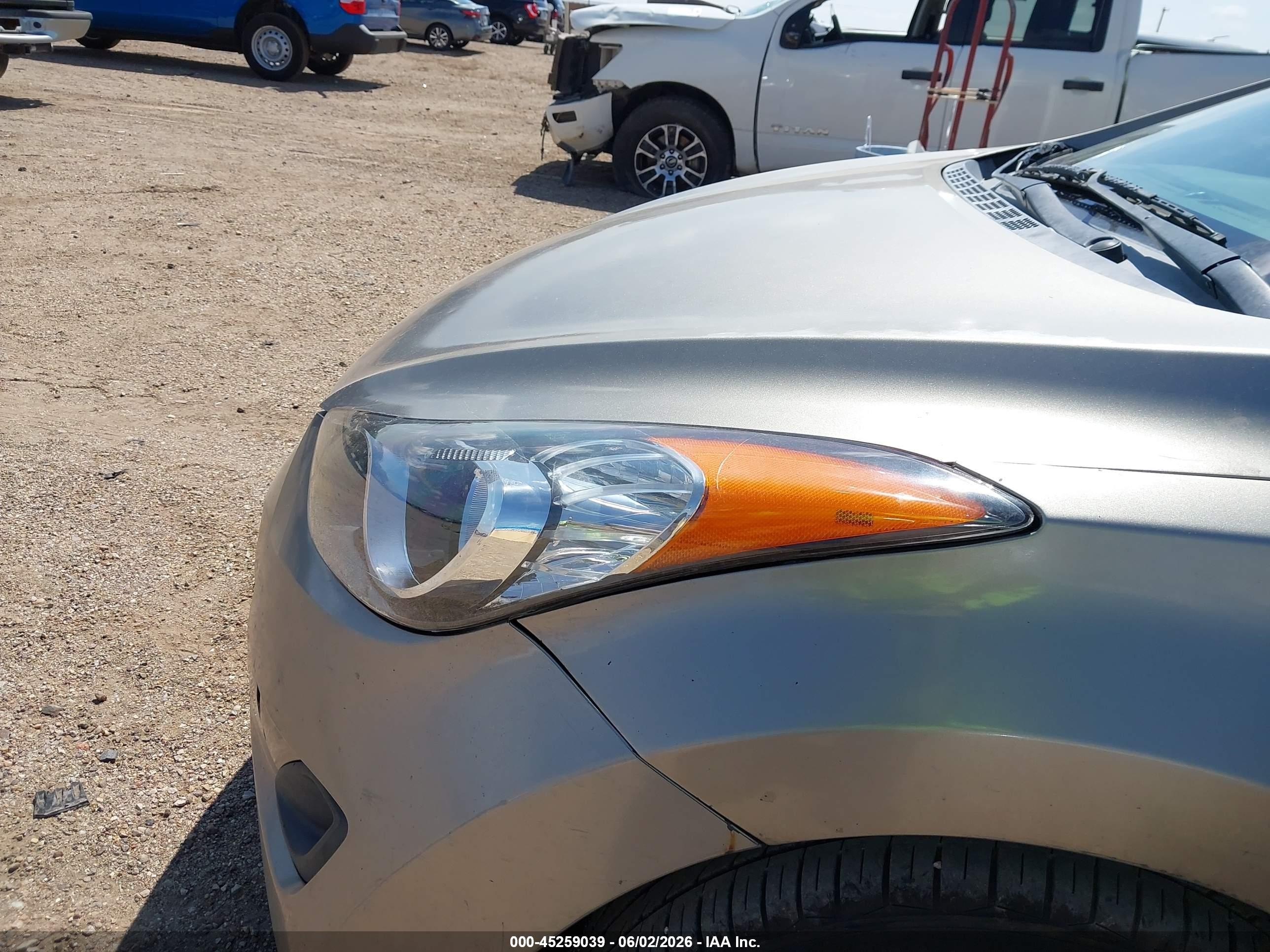 2011 Hyundai Elantra Gls Gold vin: 5NPDH4AE7BH042165