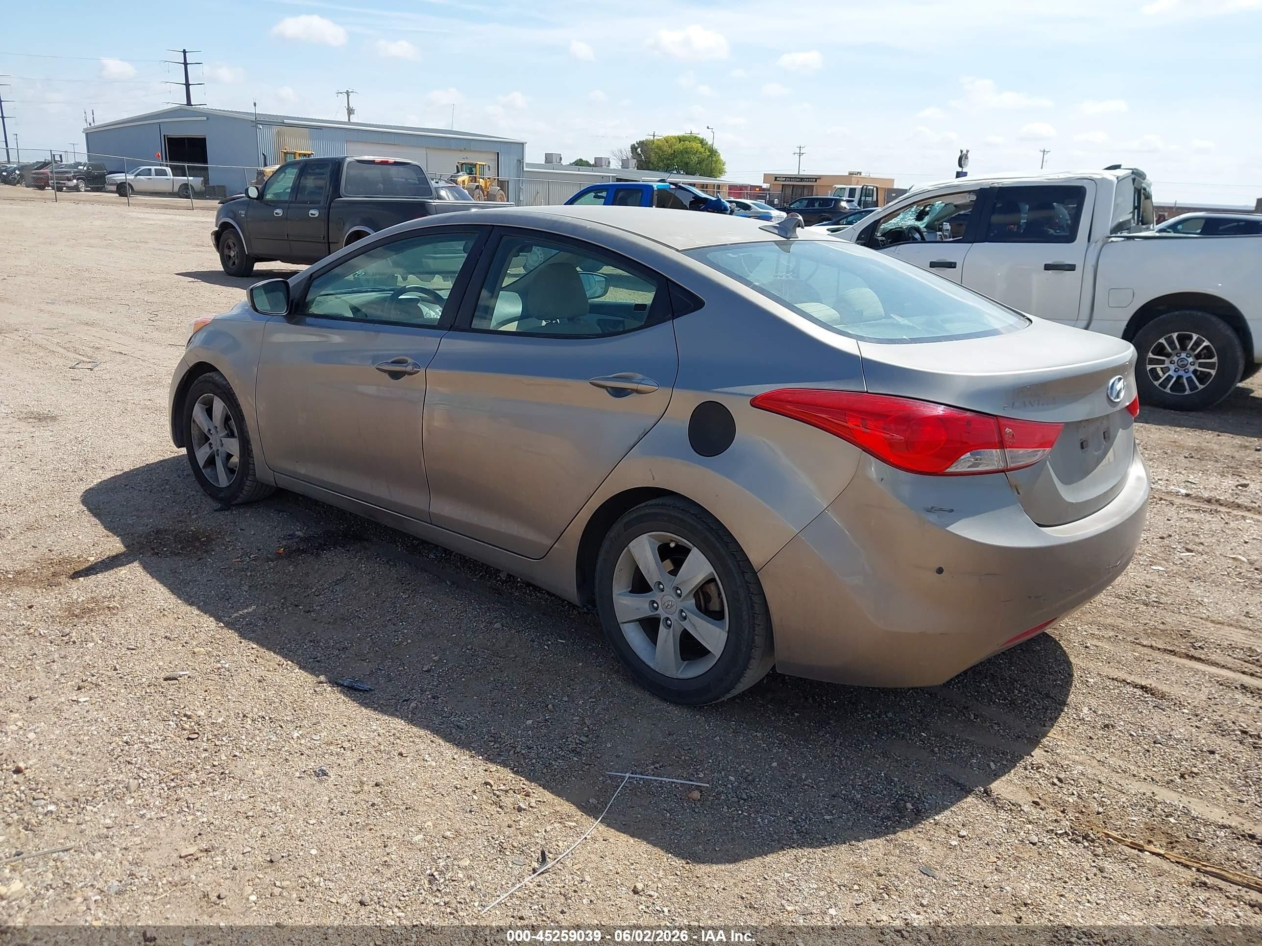 2011 Hyundai Elantra Gls Gold vin: 5NPDH4AE7BH042165