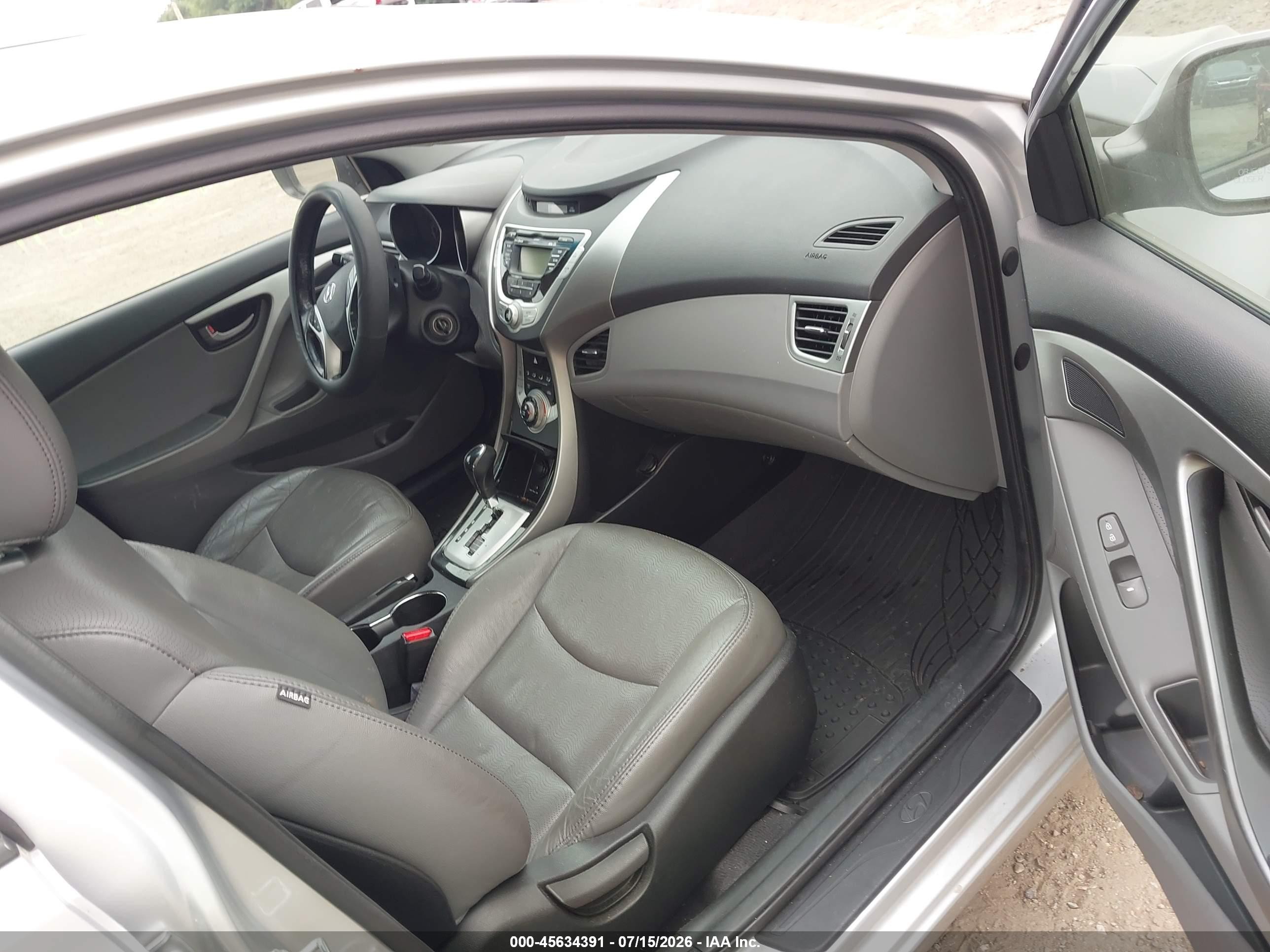 2011 Hyundai Elantra Limited Silver vin: 5NPDH4AE7BH048841
