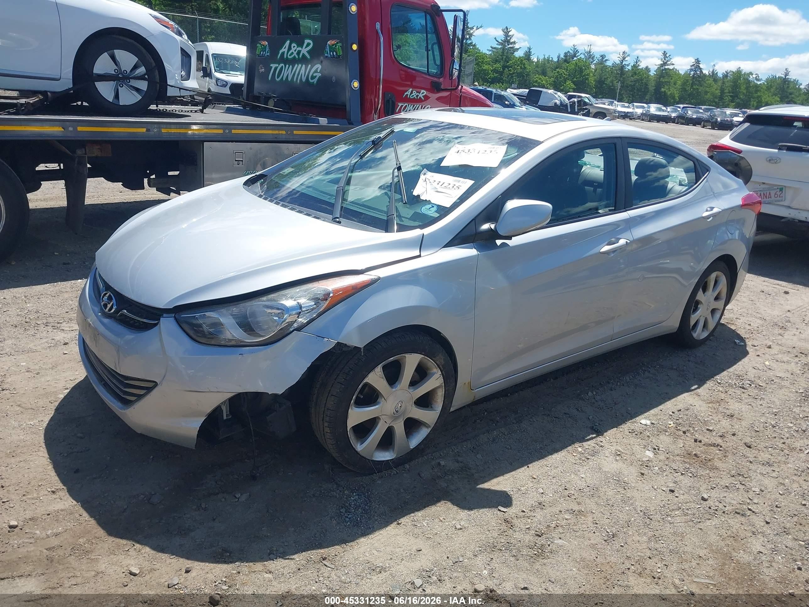 2011 Hyundai Elantra Limited Silver vin: 5NPDH4AE7BH049343