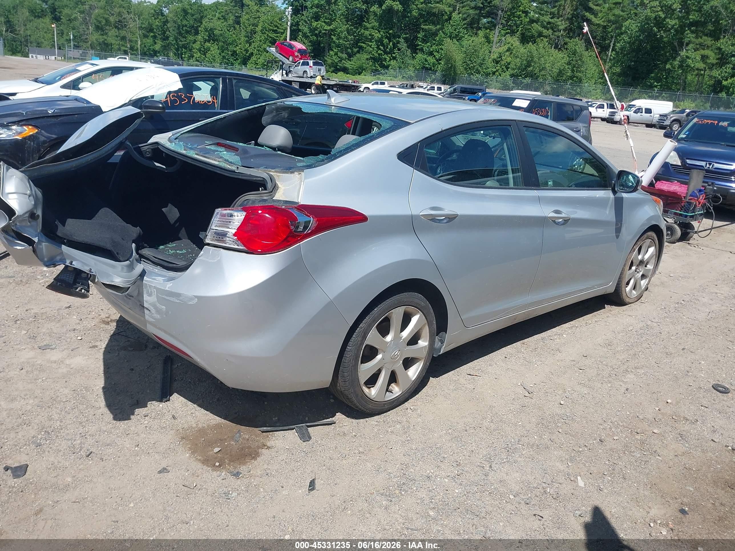 2011 Hyundai Elantra Limited Silver vin: 5NPDH4AE7BH049343