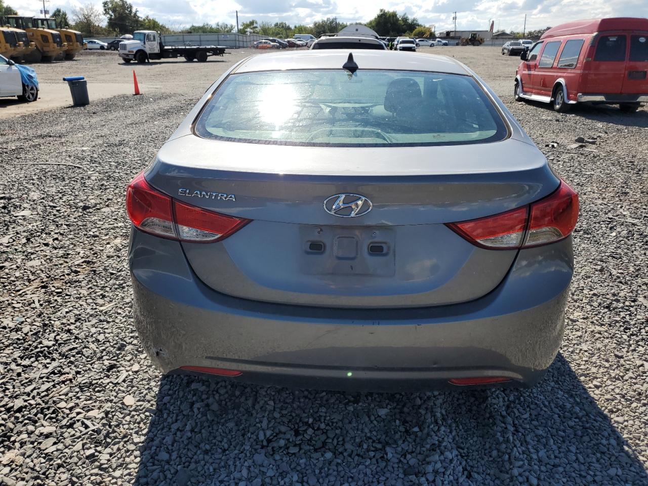 2011 Hyundai Elantra Gls Gray vin: 5NPDH4AE7BH055286