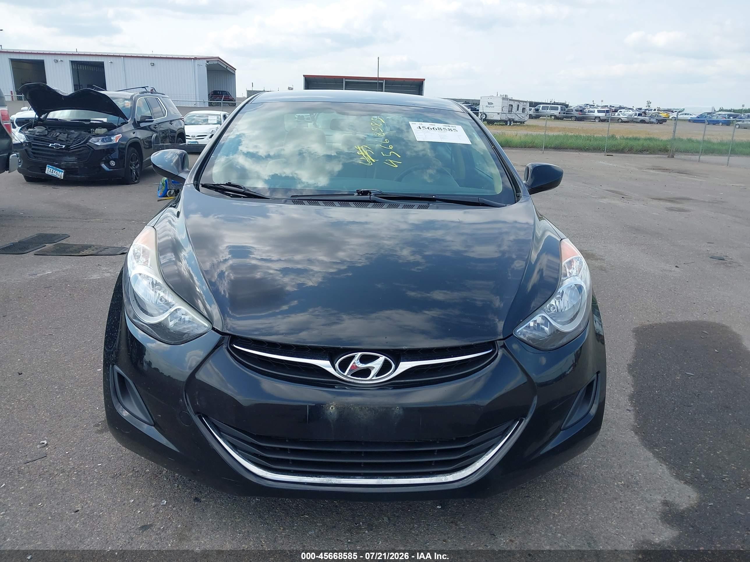 2011 Hyundai Elantra Gls Black vin: 5NPDH4AE7BH058401