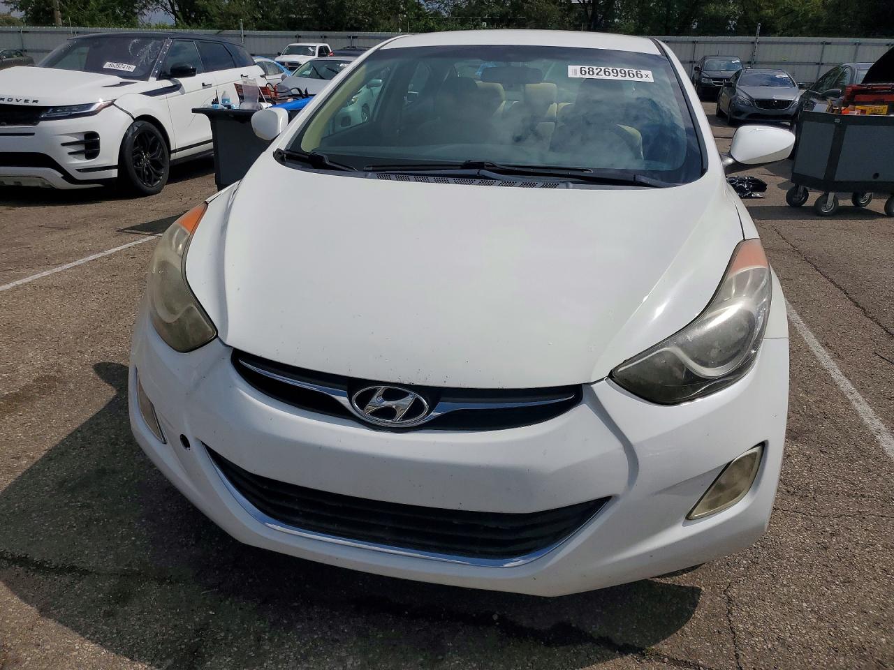 2012 Hyundai Elantra Gls White vin: 5NPDH4AE7CH065219