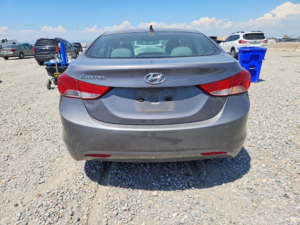 2012 Hyundai Elantra Gls Silver vin: 5NPDH4AE7CH070498