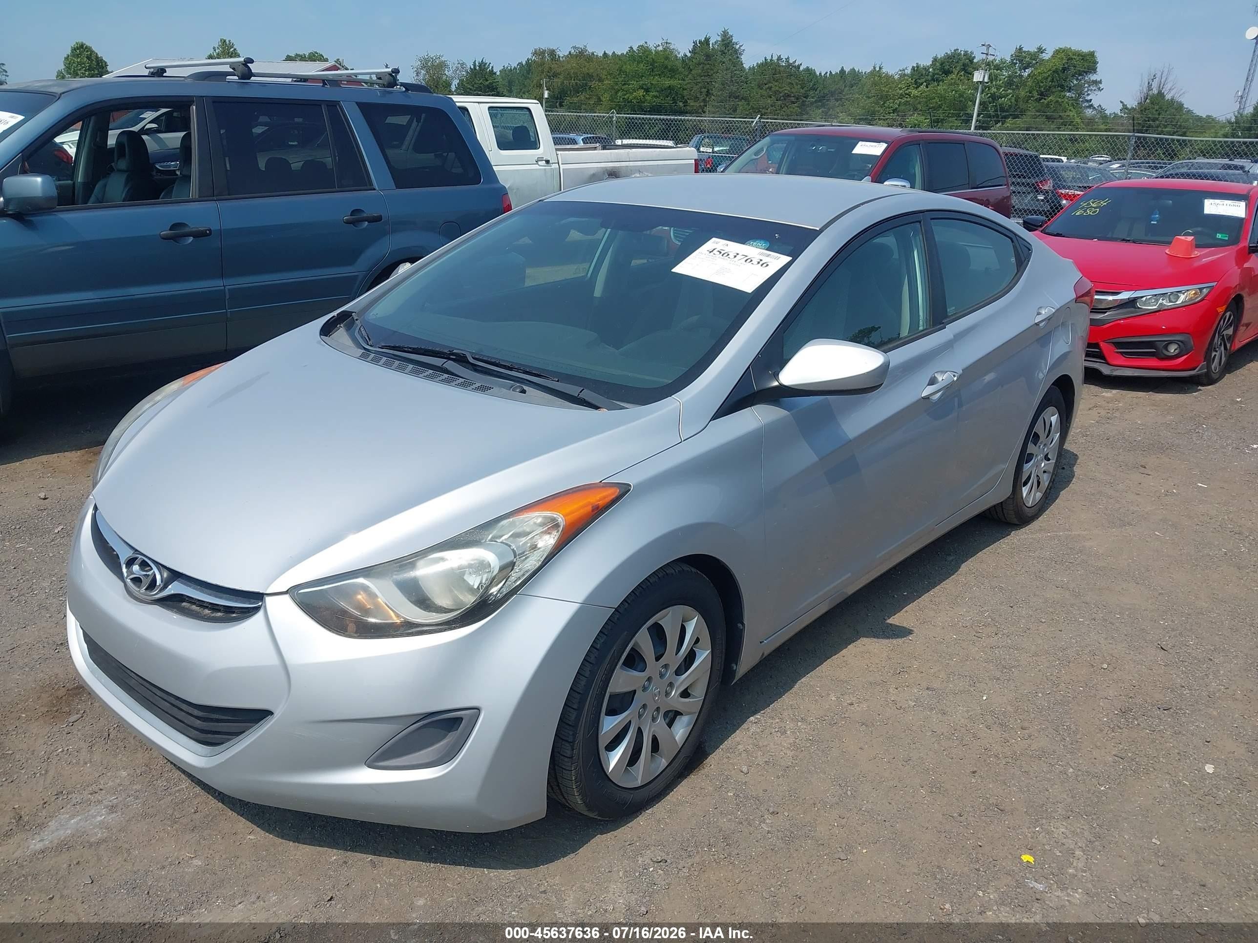 2012 Hyundai Elantra Gls Silver vin: 5NPDH4AE7CH072915