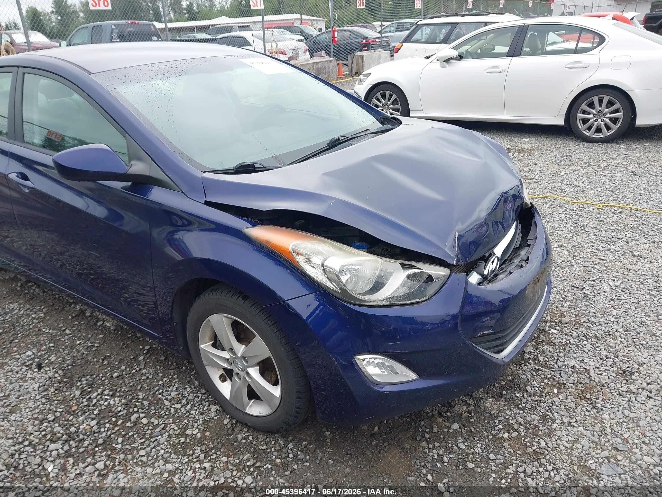 2012 Hyundai Elantra Gls Blue vin: 5NPDH4AE7CH086488