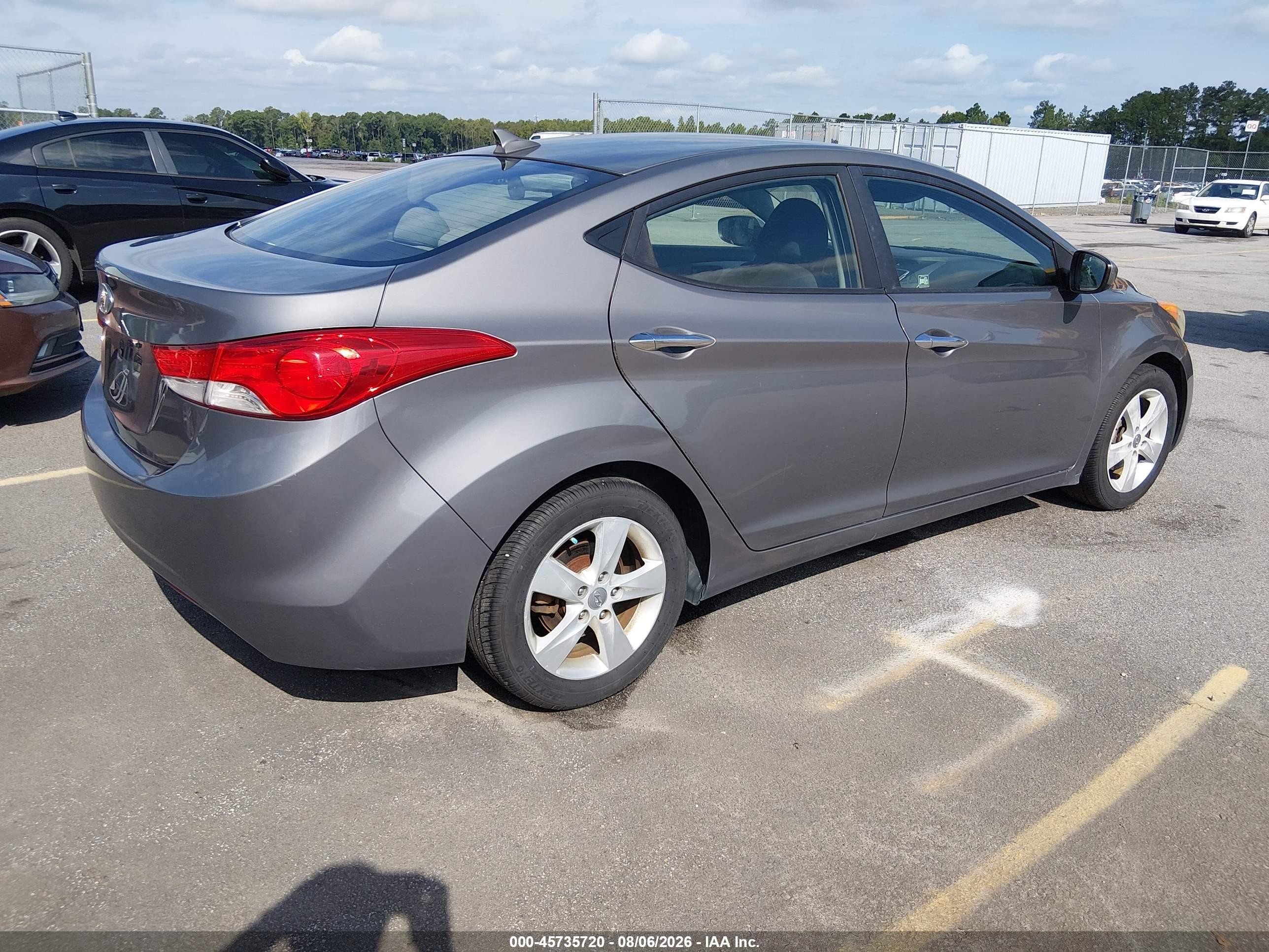 2012 Hyundai Elantra Gls Серый vin: 5NPDH4AE7CH100020