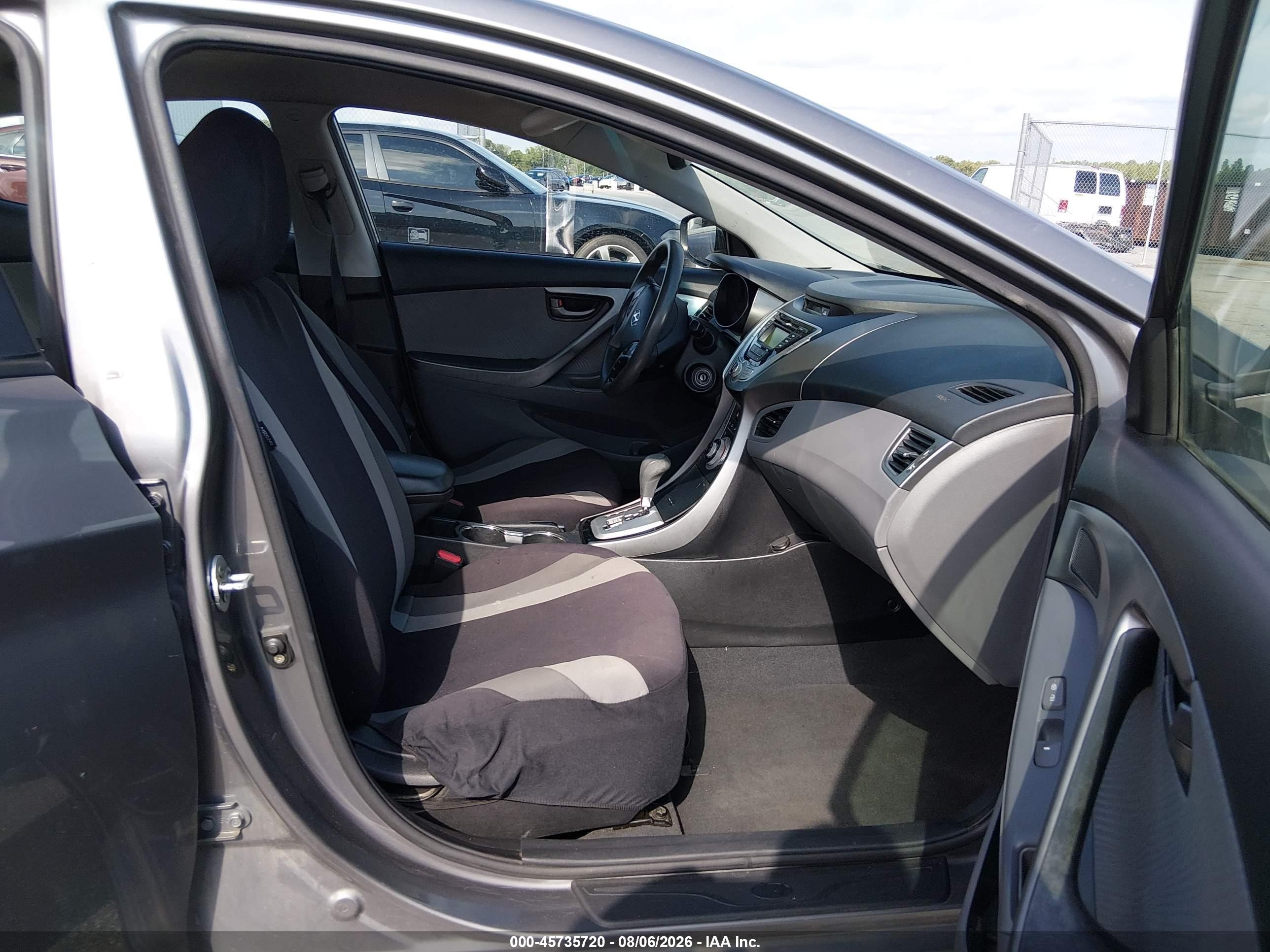 2012 Hyundai Elantra Gls Серый vin: 5NPDH4AE7CH100020