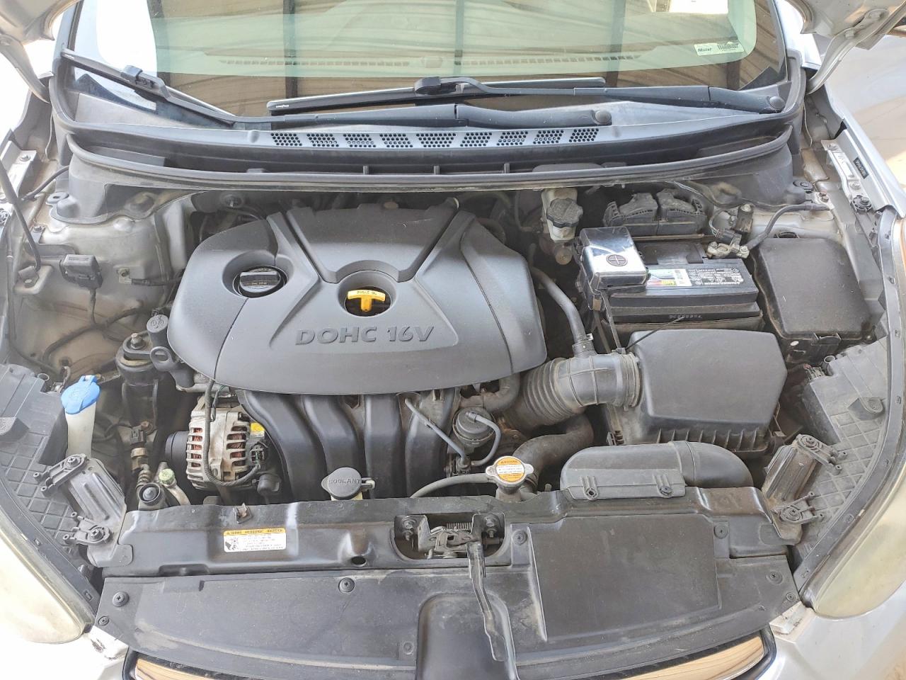 2012 Hyundai Elantra Limited Серебряный vin: 5NPDH4AE7CH130845