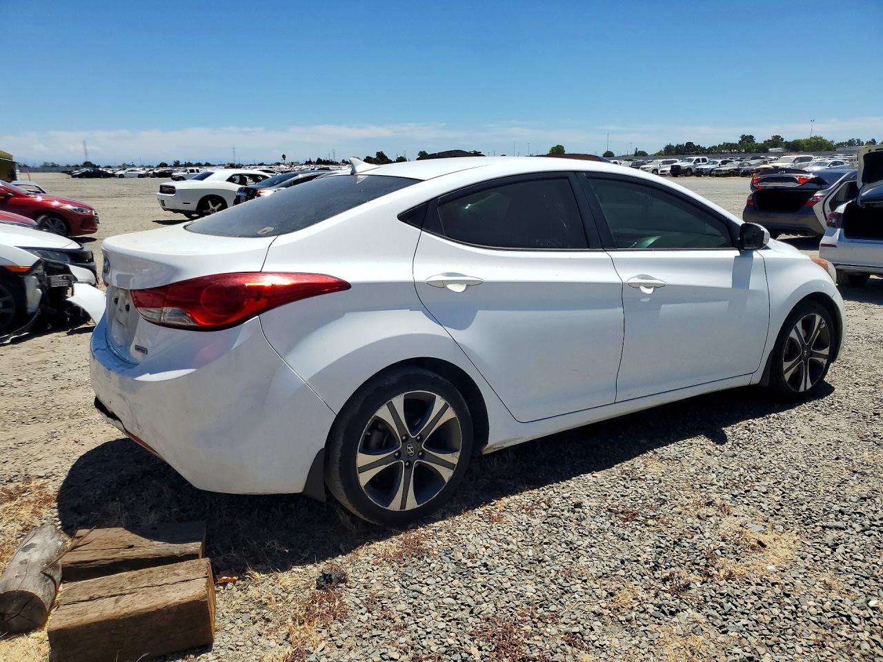 2012 Hyundai Elantra Limited White vin: 5NPDH4AE7CH131980