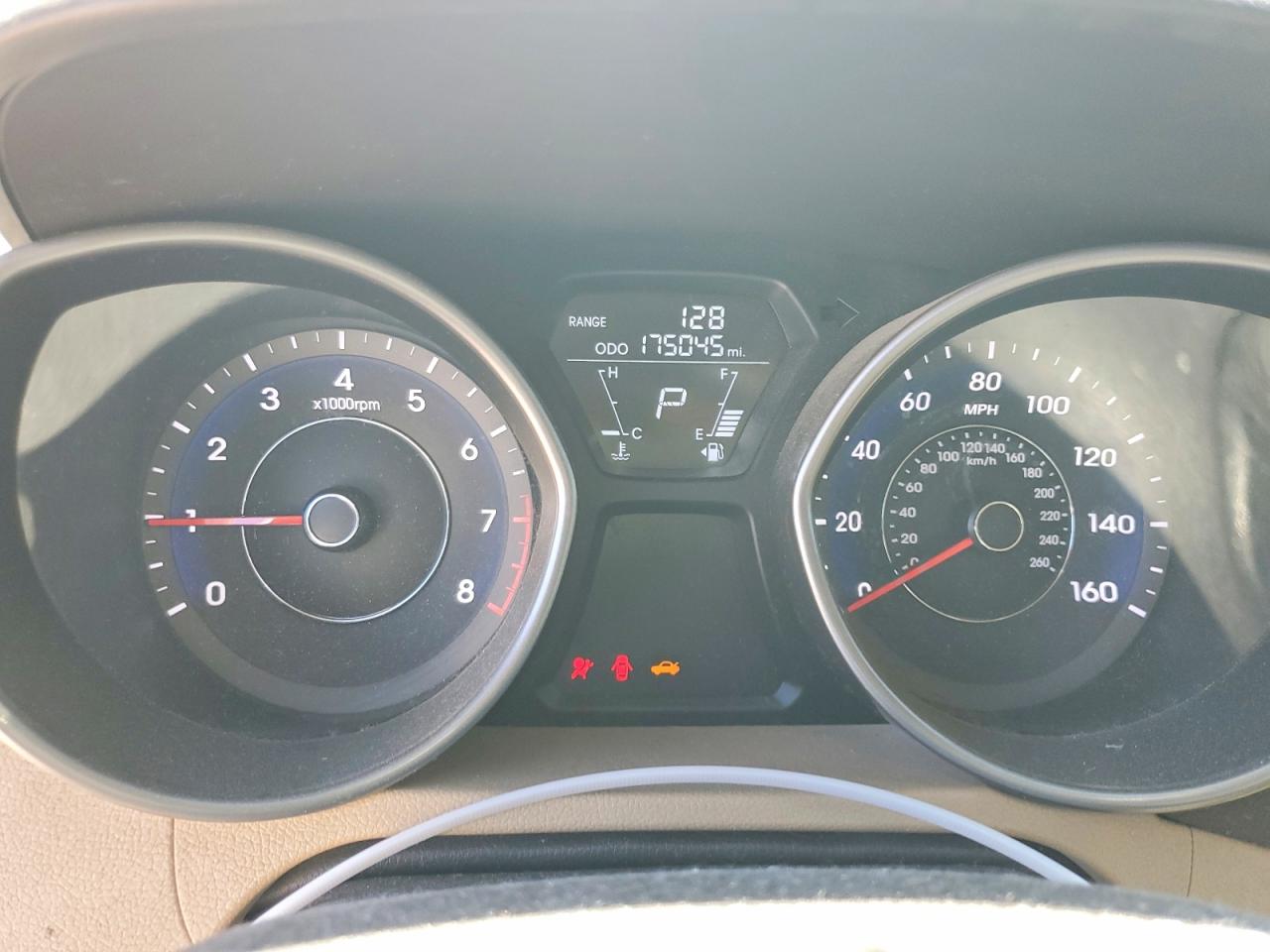 2012 Hyundai Elantra Limited White vin: 5NPDH4AE7CH131980